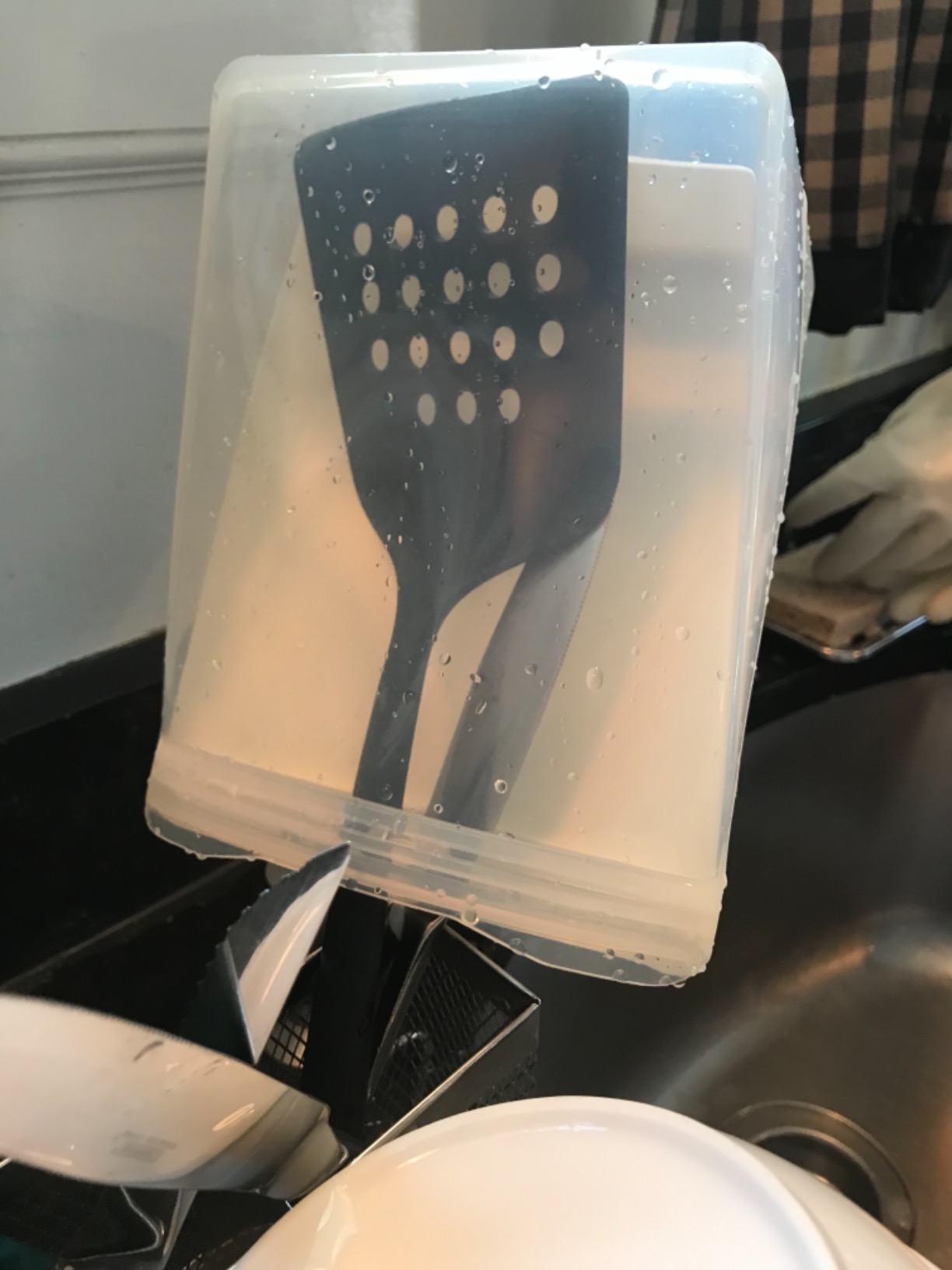 W&P Porter Silicone Reusable Storage Bag, Sandwich (50oz Stand-Up), Mint, Food Storage Container, Microwave and Dishwasher Safe, Easy Cleaning customer photo 2