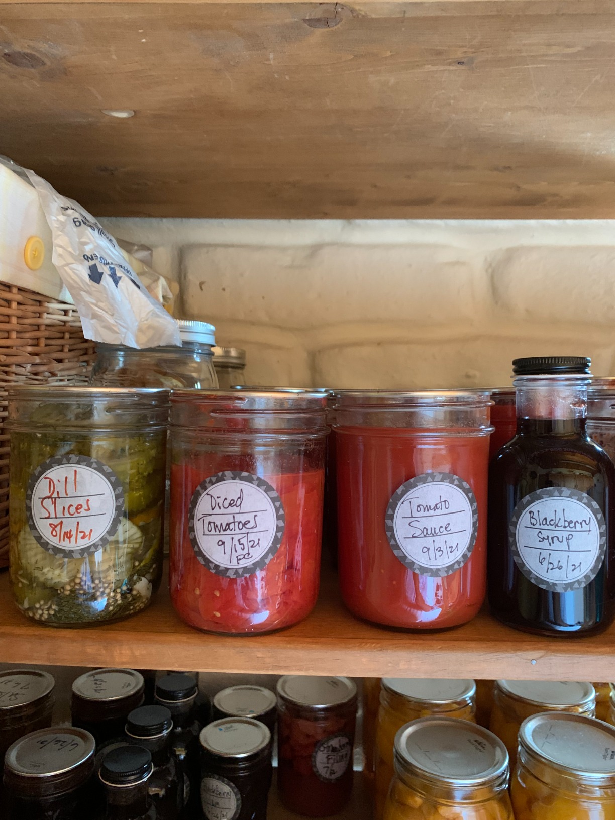 Easy Remove Dissolvable Canning Labels for Mason Jars (2