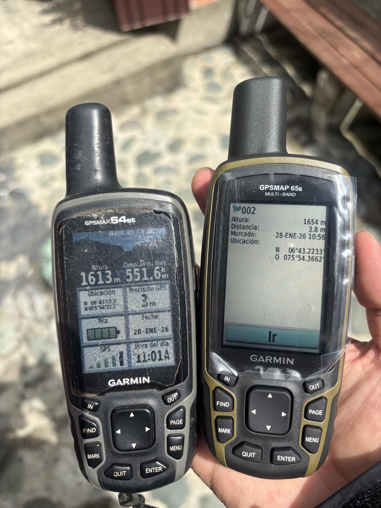 Garmin GPSMAP 65, Button-Operated Handheld with Expanded Satellite Support and Multi-Band Technology, 2.6