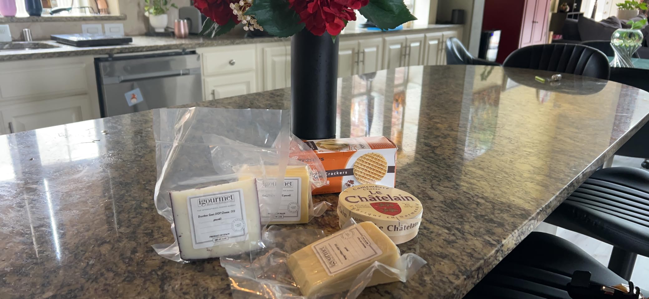 igourmet The Best of Europe Cheese Assortment (2 pound) - Finest Gourmet European Cheeses - A Variety Of French Cheese, English Cheese, Italian Cheese, and Spanish Cheese customer photo 2