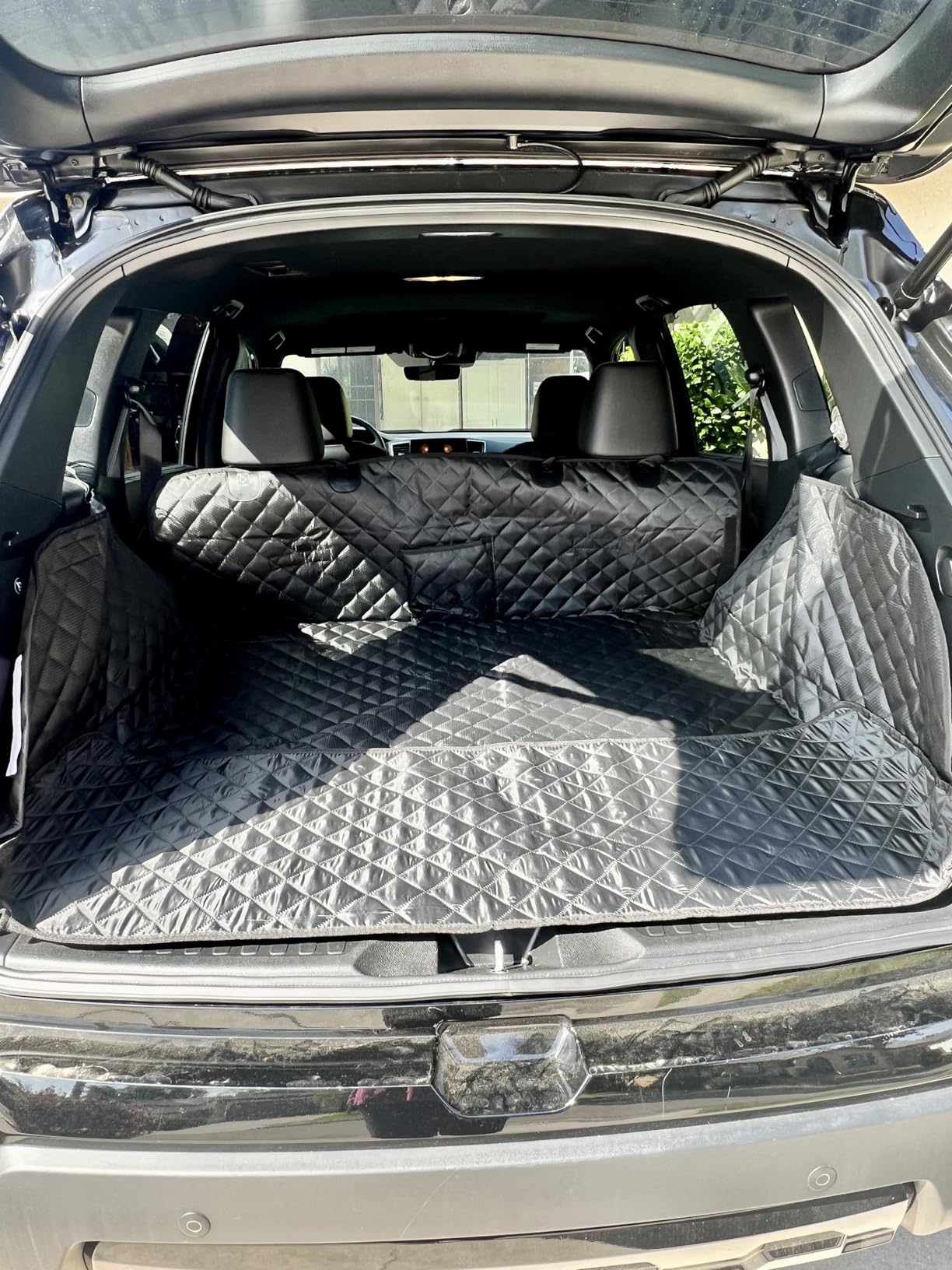 PETICON SUV Cargo Liner for Dogs, Waterproof Trunk Cover for SUVs with Bumper Flap Protector, Scratchproof Durable 600D Oxford Fabric, Non-Slip, Machine Washable customer photo 1