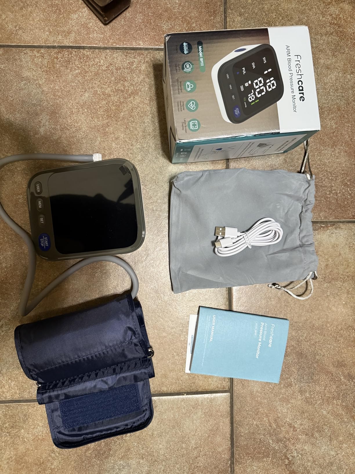 Metene TD-4116 Blood Glucose Monitor Kit, 100 Glucometer Strips, 100 Lancets, 1 Blood Sugar Monitor, Blood Sugar Test Kit with Control Solution, Lancing Device, No Coding, Large Display customer photo 2