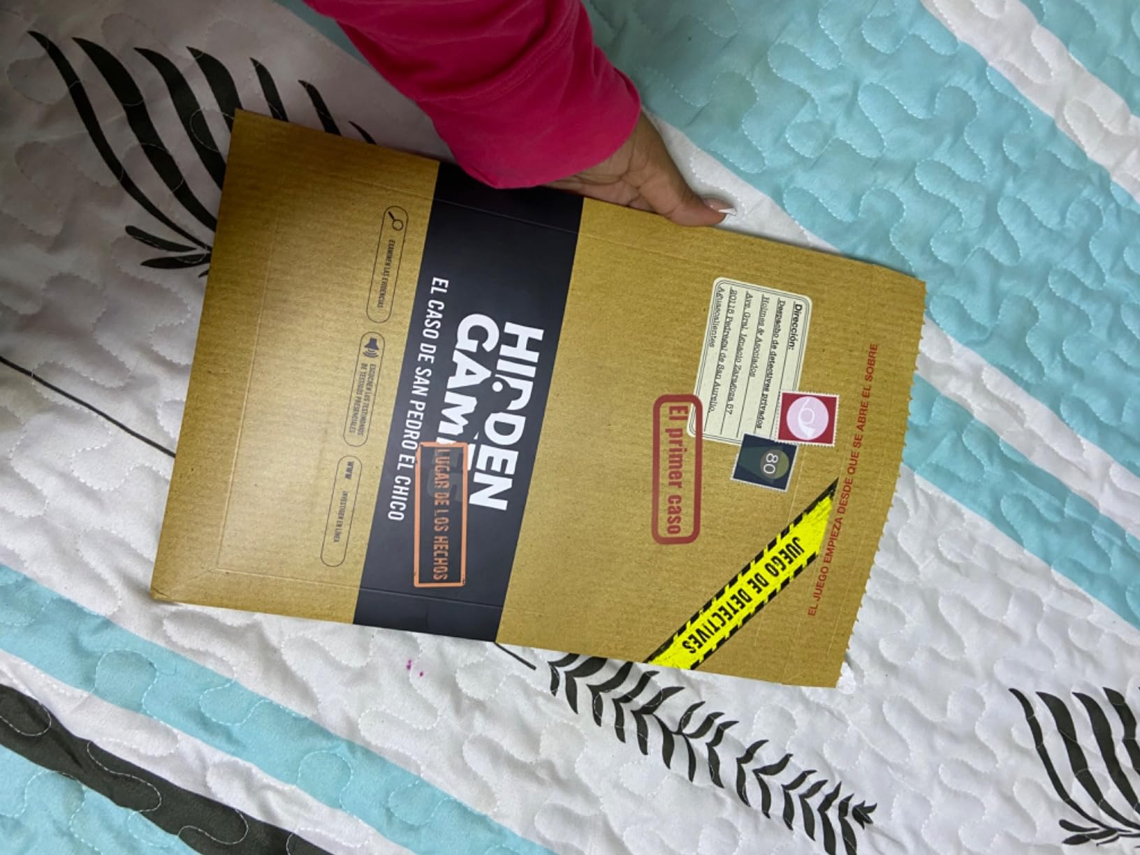 Hidden Games Murder Mystery Game - Solve a Crime at a Folk Festival - Cold Case Detective Investigation with 30+ Clues - Board Game for Teens, Adults, Couples & Groups - The New Heaven customer photo 1
