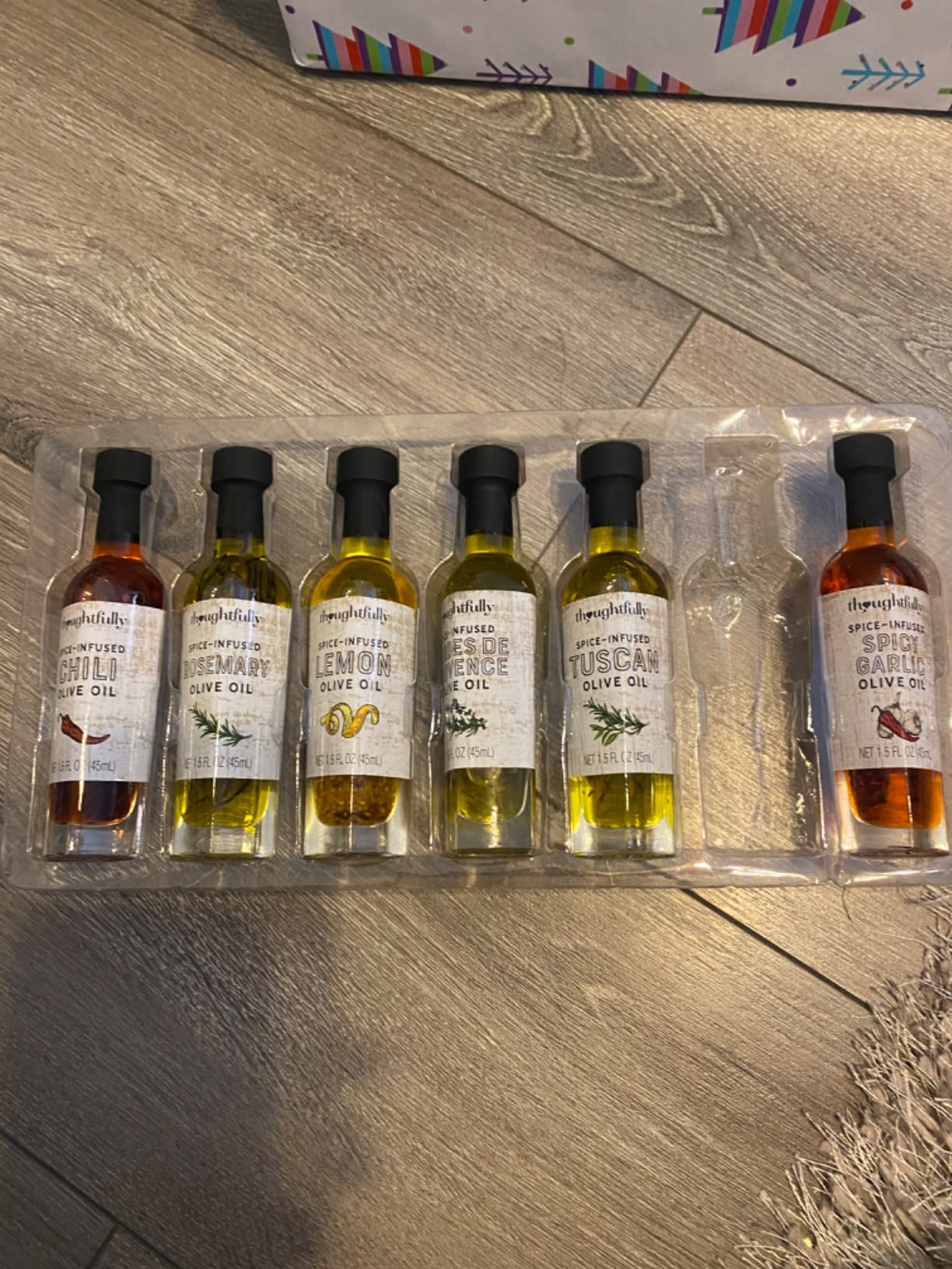 Thoughtfully Gourmet, Olive Oil Sampler Gift Set, Premium Extra-Virgin Olive Oil from Spain, Natural Flavors Include Garlic, Chili, Smoky Bacon, Mushroom, Jalapeno and More, Set of 8 customer photo 2