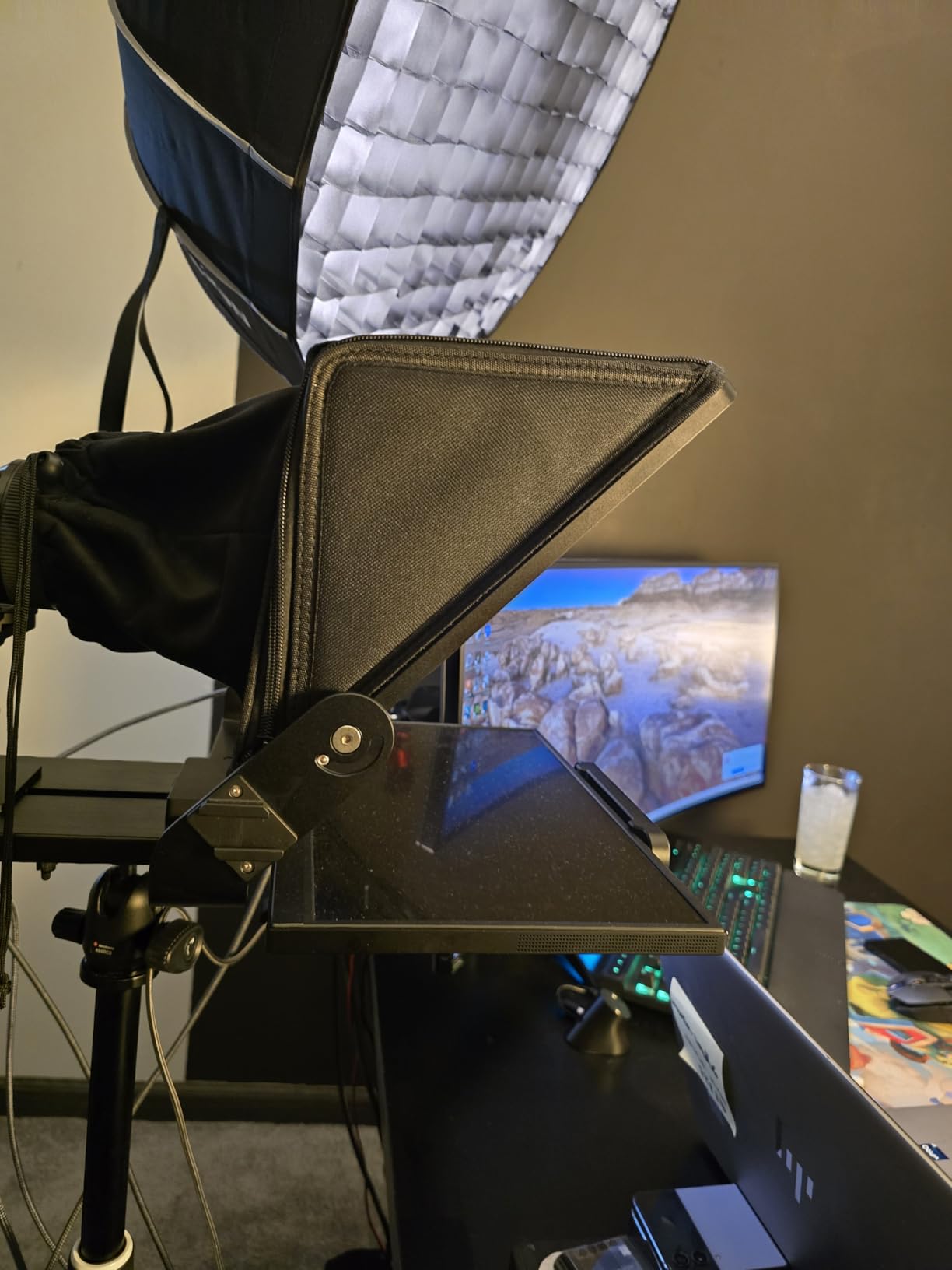 NEEWER X12 14 inch Aluminum Alloy Teleprompter for iPad Tablet Smartphone DSLR Cameras with Remote Control, Carry Case customer photo 2
