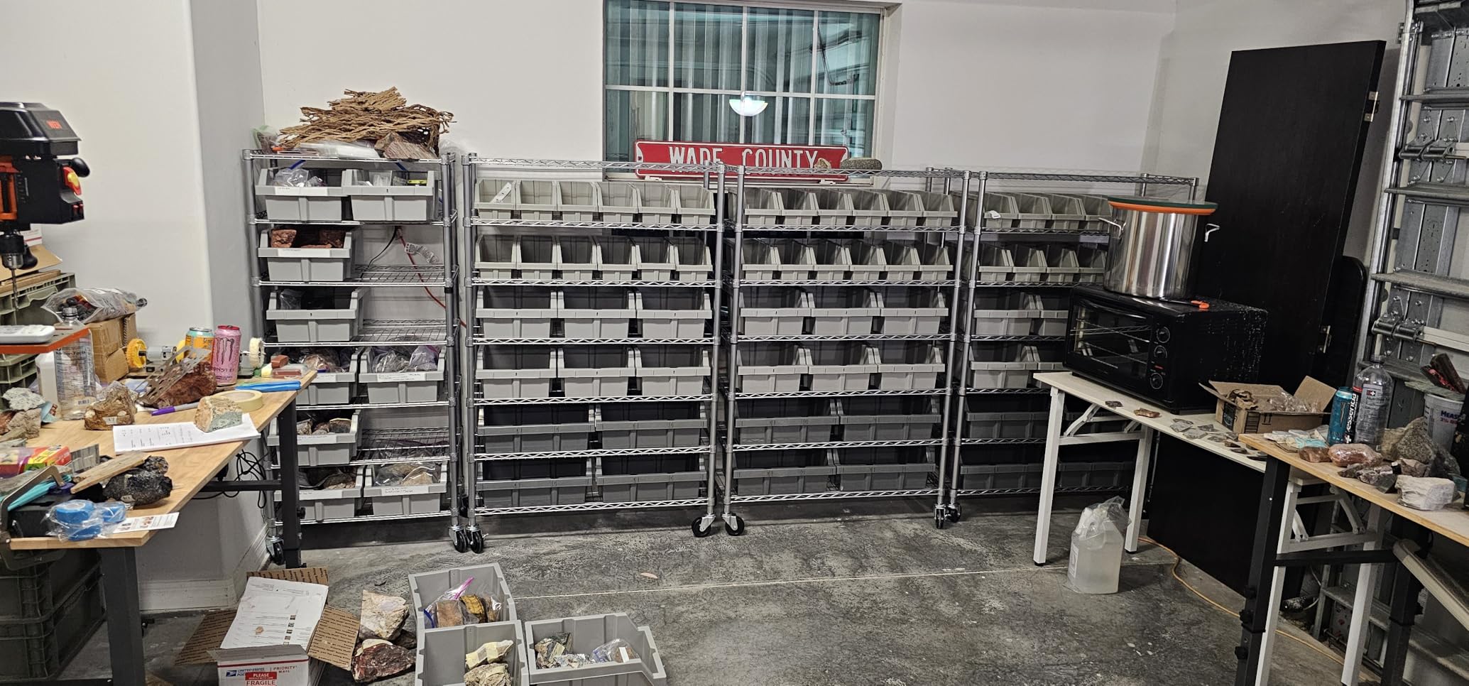 Seville Classics Heavy Duty NSF Bin Rack Solid Steel Wire Shelving Storage Unit, Patented Organizer, Gray, Includes 16 Bins customer photo 1