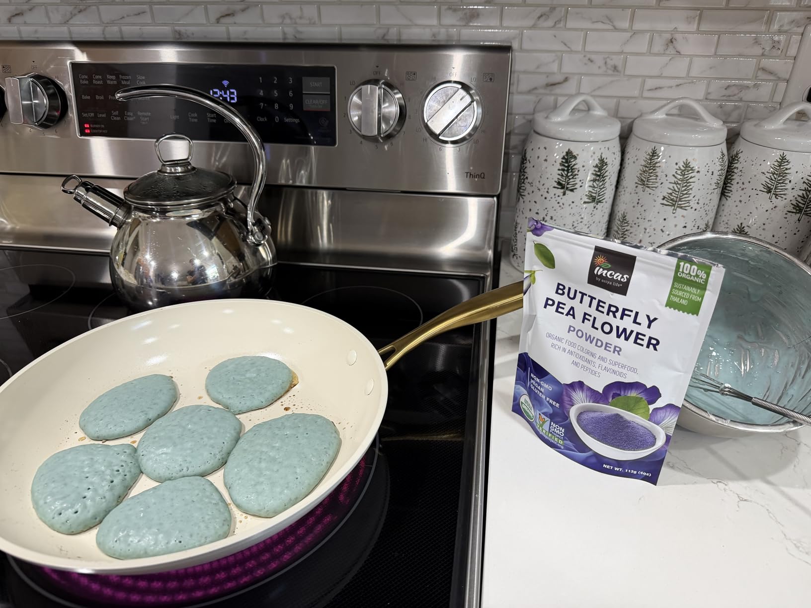 INCAS 100% USDA Organic Butterfly Pea Flower Powder (4 Ounce) | Organic Blue Matcha Tea | Non-GMO Verified Extract from Thailand | Natural Blue Food Coloring | Adaptogenic Raw Culinary | Vegan customer photo 2
