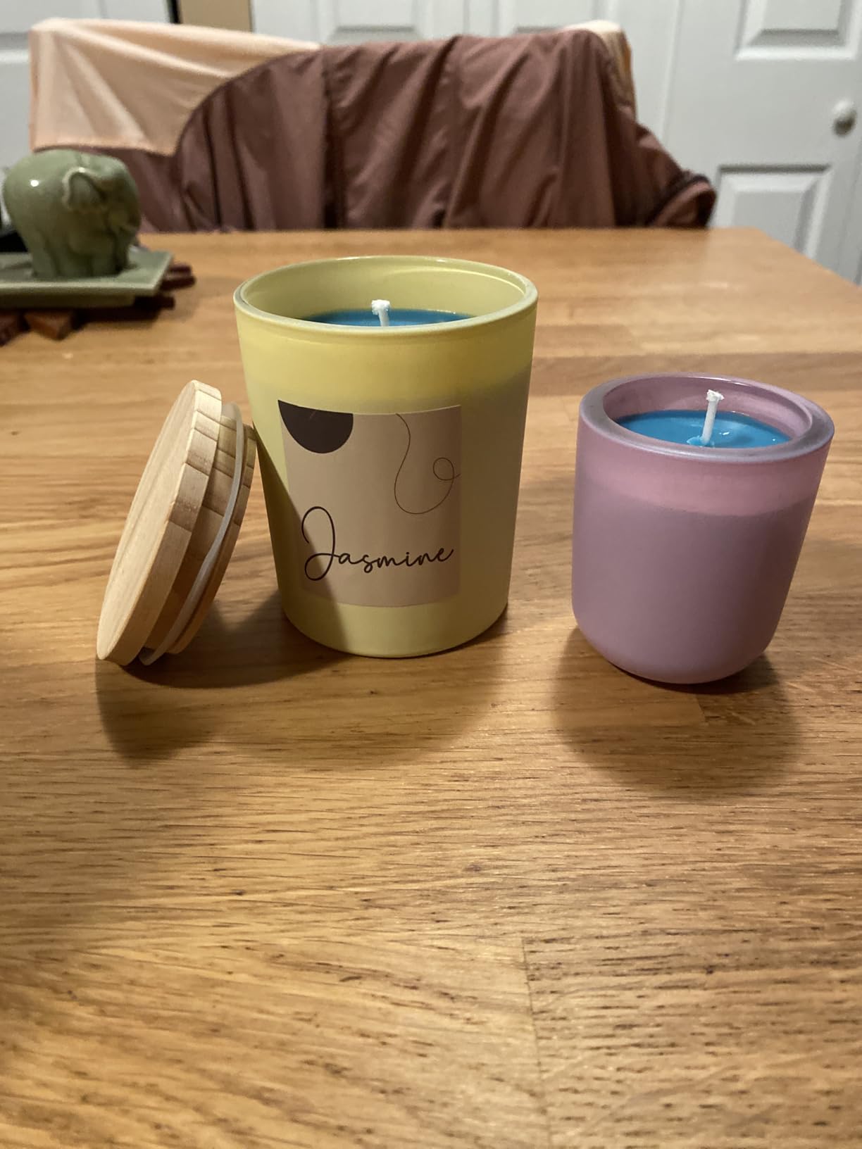 SoftOwl Premium Soy Candle Making Kit - Full Set - Soy Wax, Big 7oz Jars & Tins, 7 Pleasant Scents, Color Dyes & More - Perfect as Home Decorations - DIY Starter Scented Candles Making Kit customer photo 2