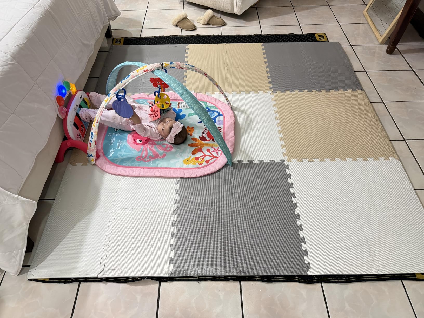 MioTetto Baby Play Mat, Soft Foam Floor Tiles for Kids. Adjustable Interlocking Foam Tiles, Fits with 74x74 Playpen Baby mat for Crawling & Development customer photo 1
