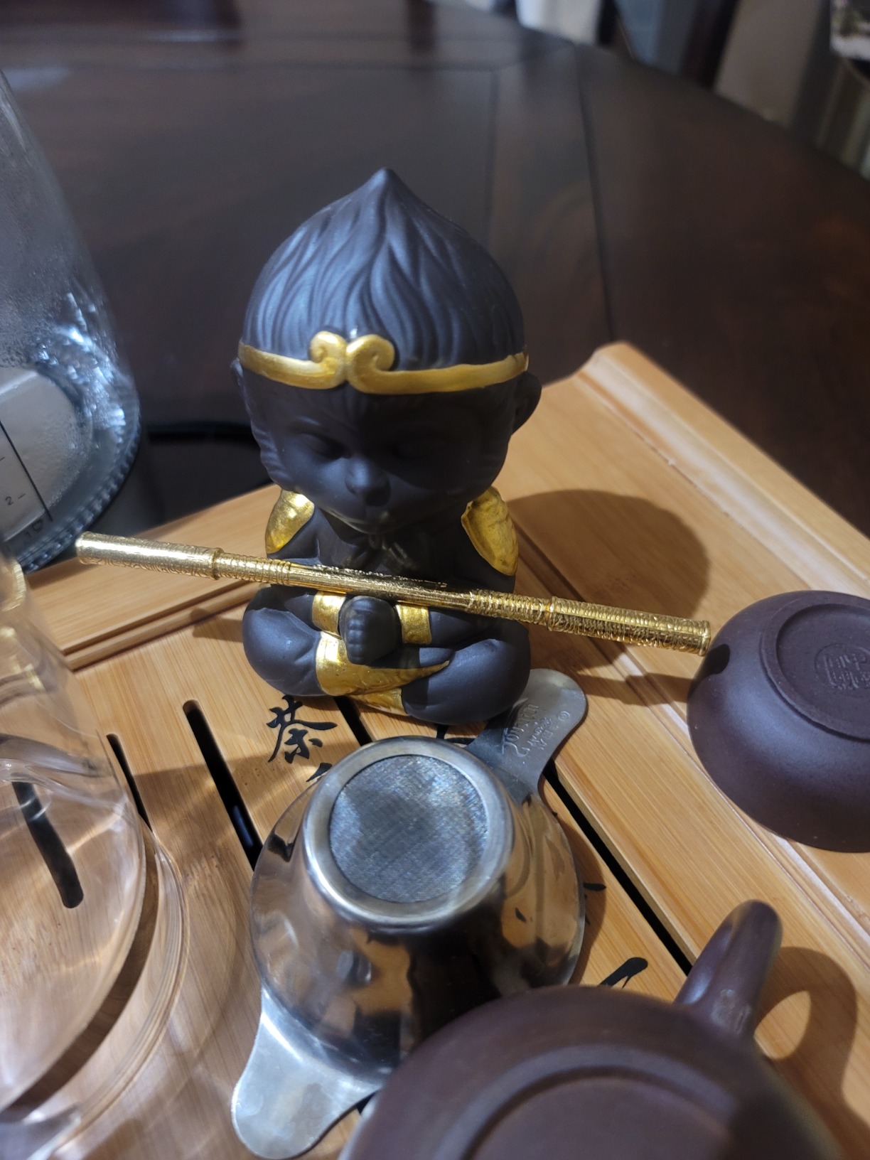 EatingBiting Chinese Zisha Tea Pet - Purple Clay Monkey King Kung Fu Tea Set for Home Decor customer photo 1
