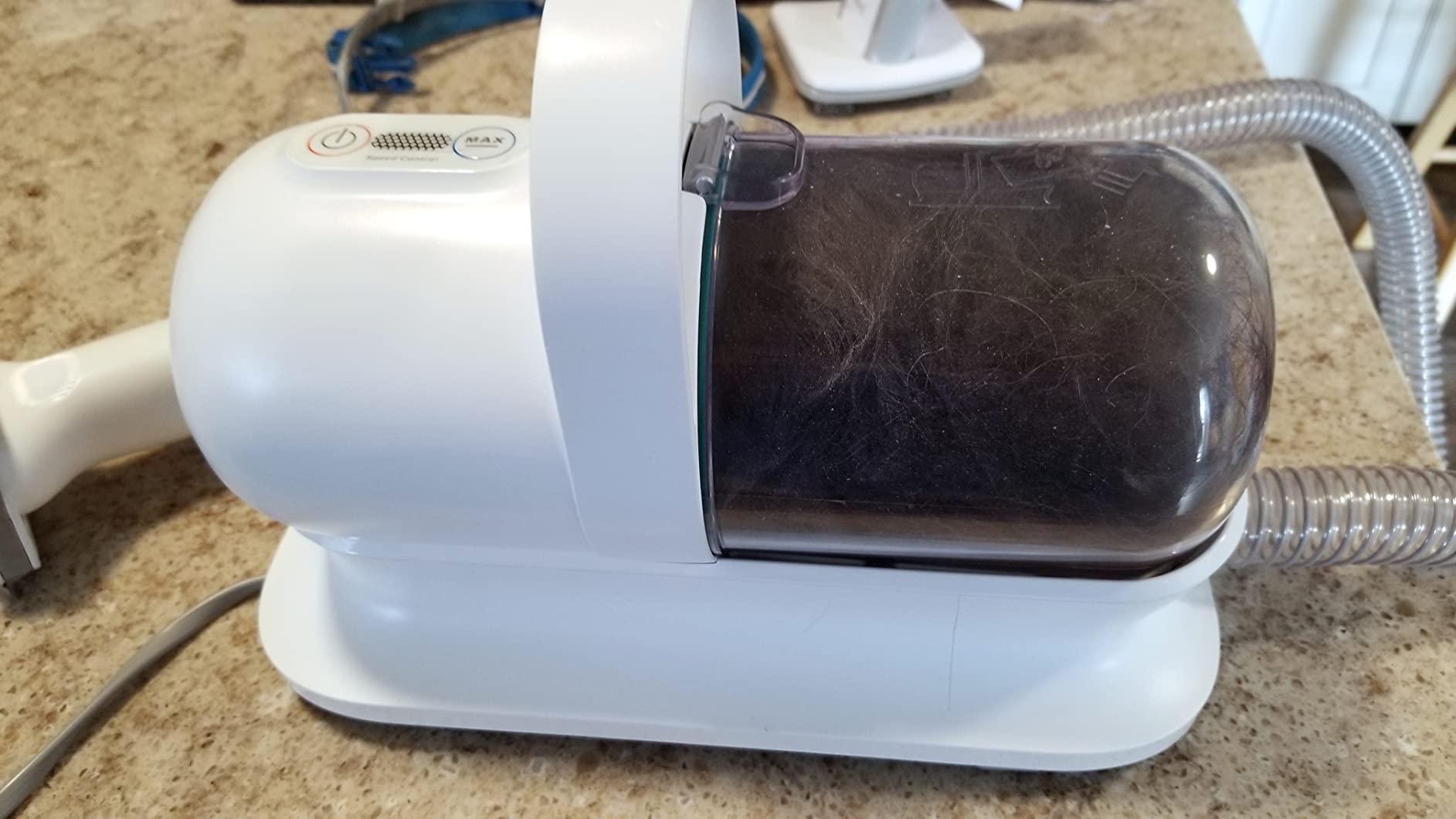 Neakasa P1 Pro Dog Grooming Vacuum Kit, 6-in-1 Pet Hair Grooming with Clippers and Vacuum, 9000Pa Suction, Low Noise, 1L Dust Cup for Home Shedding & Trimming customer photo 1