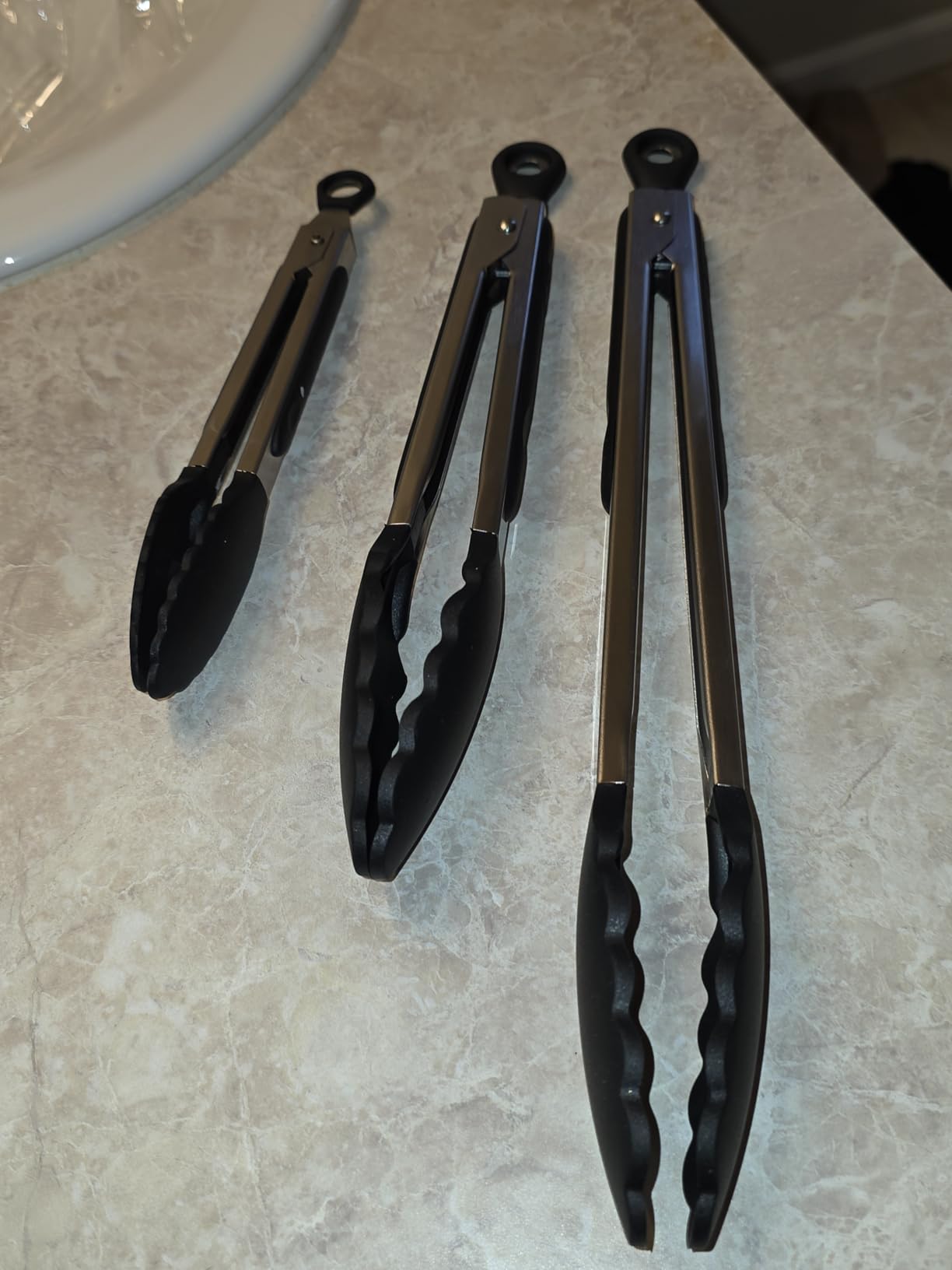GORILLA GRIP Stainless Steel Heat Resistant Kitchen Tongs for Cooking, Set of 2 BBQ Tong, Non Scratch Silicone Tip for Pans, Strong Grip, Grab Food, Toss Salad, Air Fryer, Pull Lock, 7 + 9 Inch, Black customer photo 2