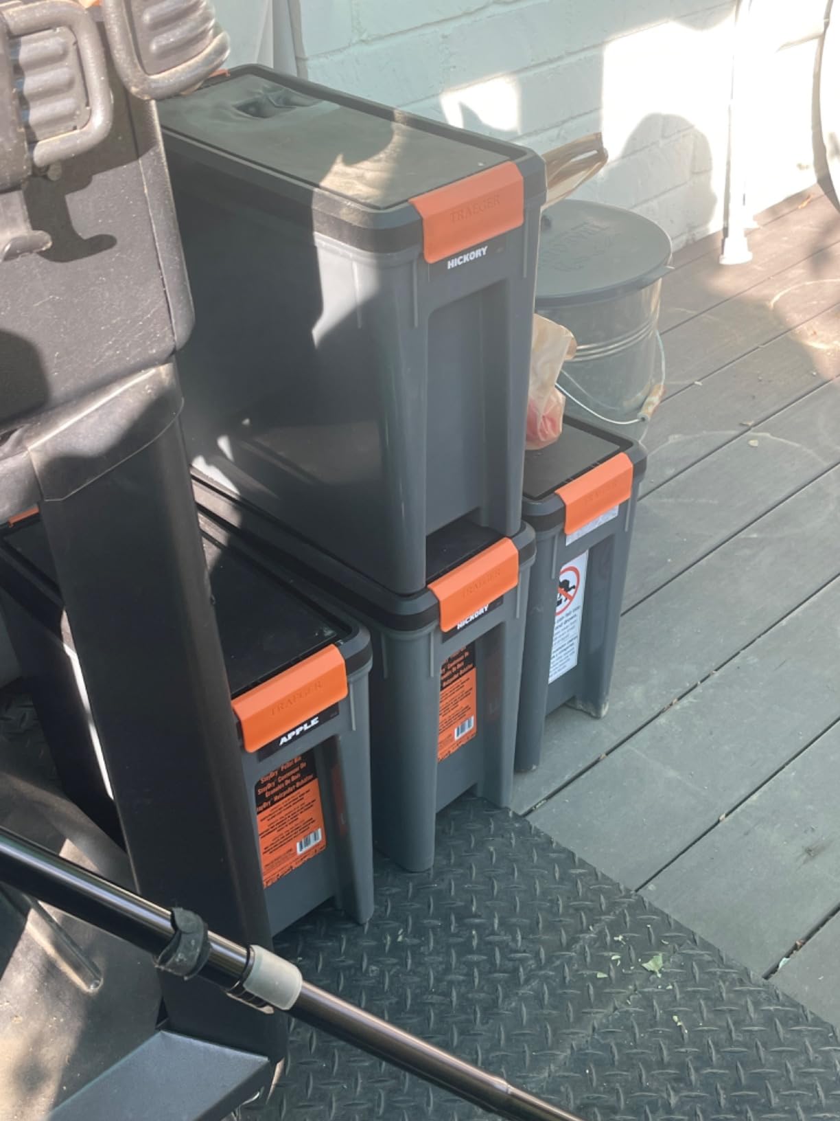 Traeger Grills BAC637 Stay Dry Pellet Storage Bin with Locking Lid, 22lb Capacity Wood Pellet Container with Flavor Stickers, Stackable Design, Airtight Storage for Grill Pellets customer photo 1