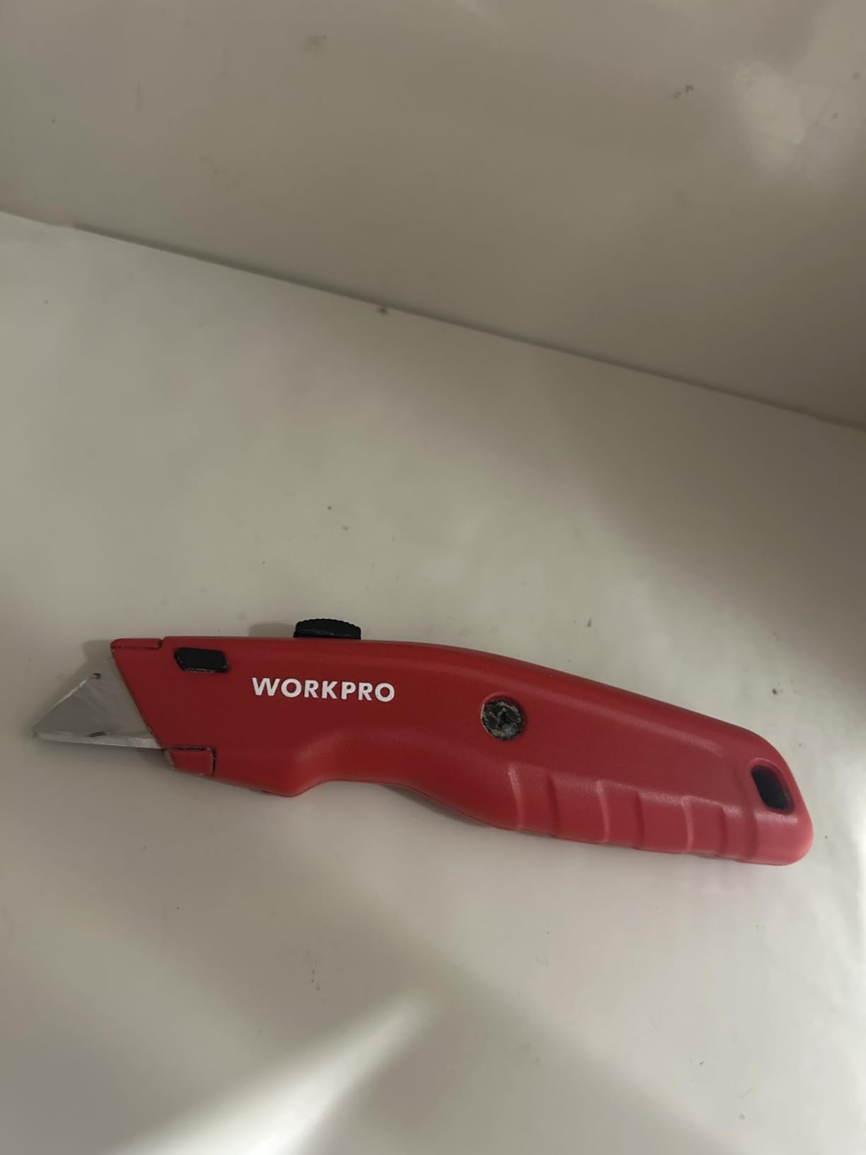 WORKPRO Premium Utility Knife, Retractable All Metal Heavy Duty Box Cutter, Quick Change Blade Razor Knife, with 10 Extra Blades customer photo 1