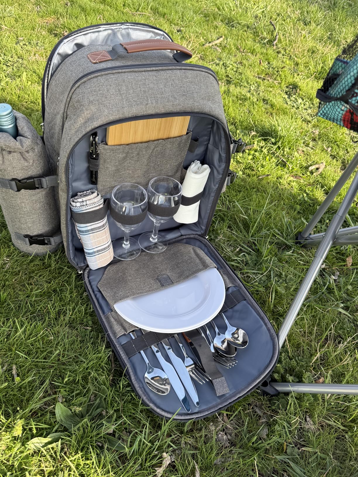 Sunflora Insulated Picnic Backpack for 2 Person Bag with Cooler Compartment, Wine Pouch, Blanket and Stainless Steel Cutlery Set for Couple, Lovers and Friends (Grey) customer photo 1