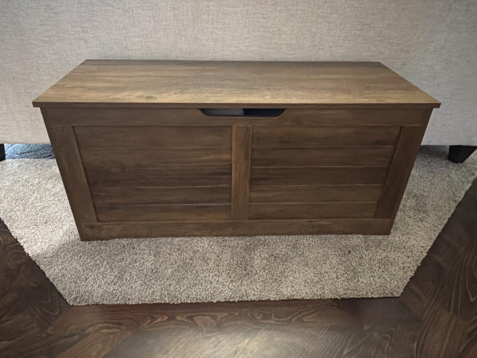 VASAGLE Storage Chest, Storage Bench with 2 Safety Hinges, Farmhouse Style, 15.7 x 39.4 x 18.3 Inches, for Entryway, Bedroom, Living Room, Cloud White ULSB061T10 customer photo 2