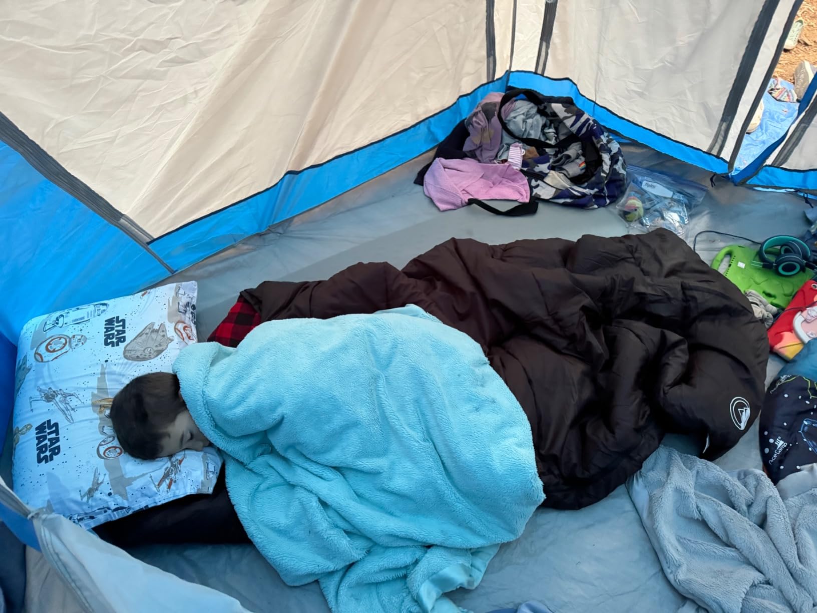 Sleeping Bag - Lightweight Envelope-Style 32F Rated Outdoor Sleeping Bag with Hood and Carry Case for Backpacking, Camping and Hiking by Wakeman (Navy) customer photo 1