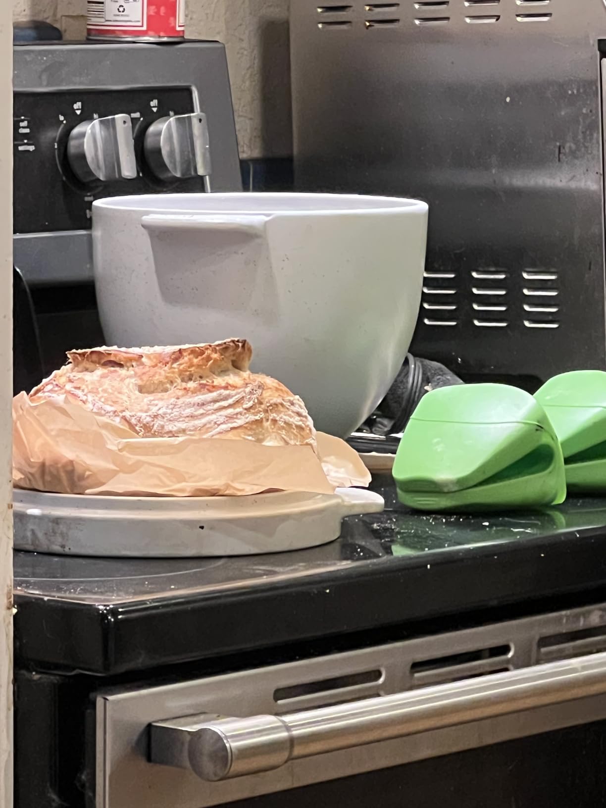 KitchenAid 5 Quart Ceramic Bread Bowl with Lid for all 4.5-5 Quart Tilt-Head Stand Mixers - KSM2CB5BGS customer photo 2