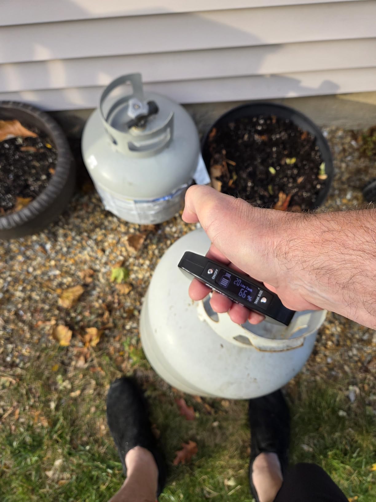 Flame King Propane Tank Digital Scale for 5LB, 10LB, 20LB, 30LB, 40 LB Propane Tanks, (Black) customer photo 2