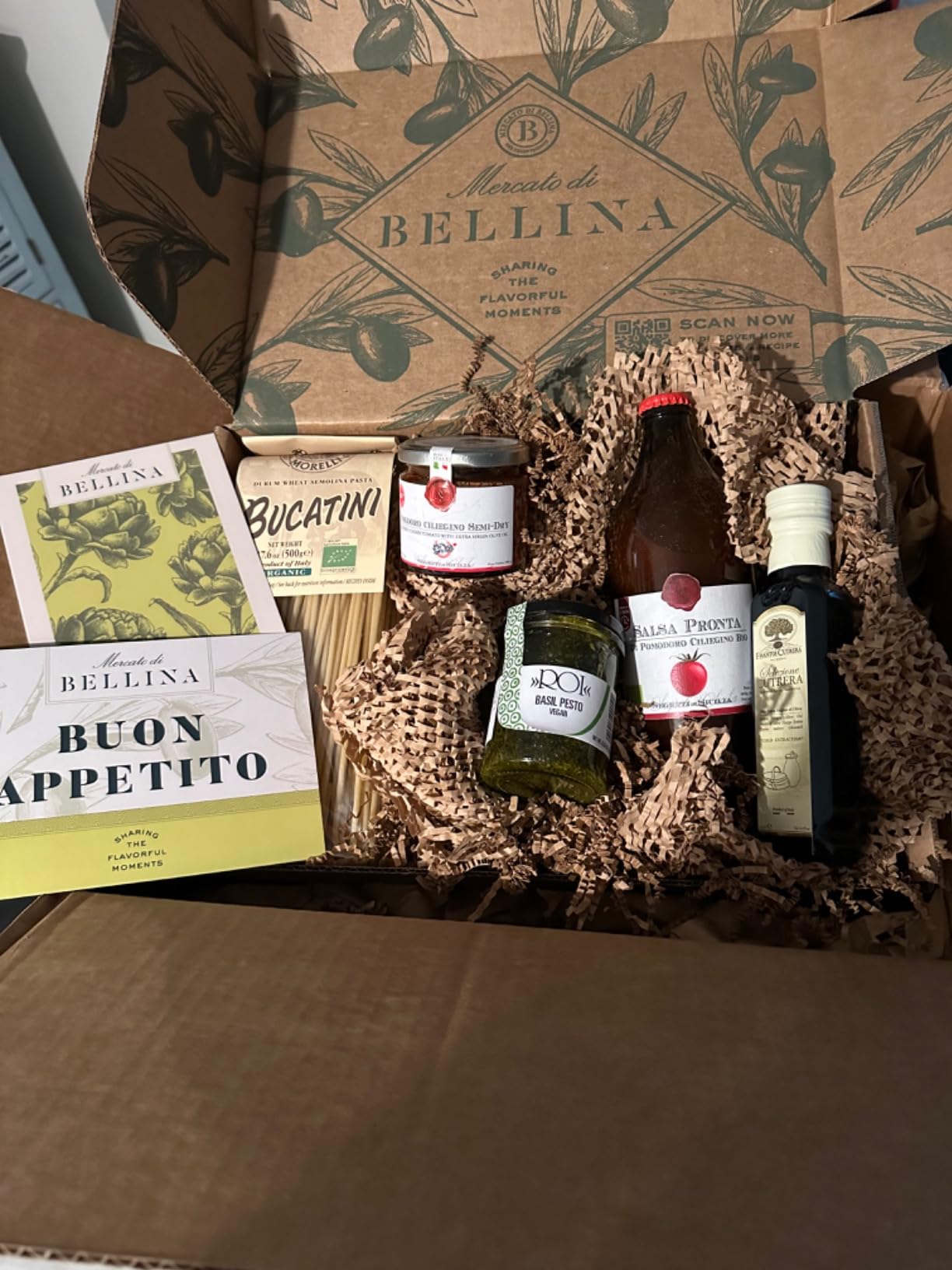 Mercato di Bellina Italian Food Gift Basket La Cucina Italiana - A Vegan-Friendly, All-Natural Pasta Gift Basket, Gourmet Present for Foodies, Anniversary, Holiday or Celebration customer photo 2