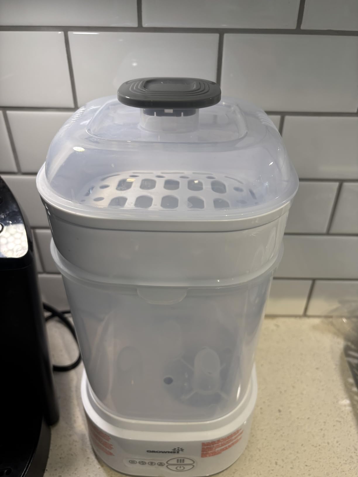 GROWNSY Bottle Sterilizer and Dryer, Compact Electric Steam Baby Bottle Sterilizer (Esterilizador de Biberones), Bottle Sanitizer for Baby Bottles, Pacifiers, Pump Parts customer photo 2