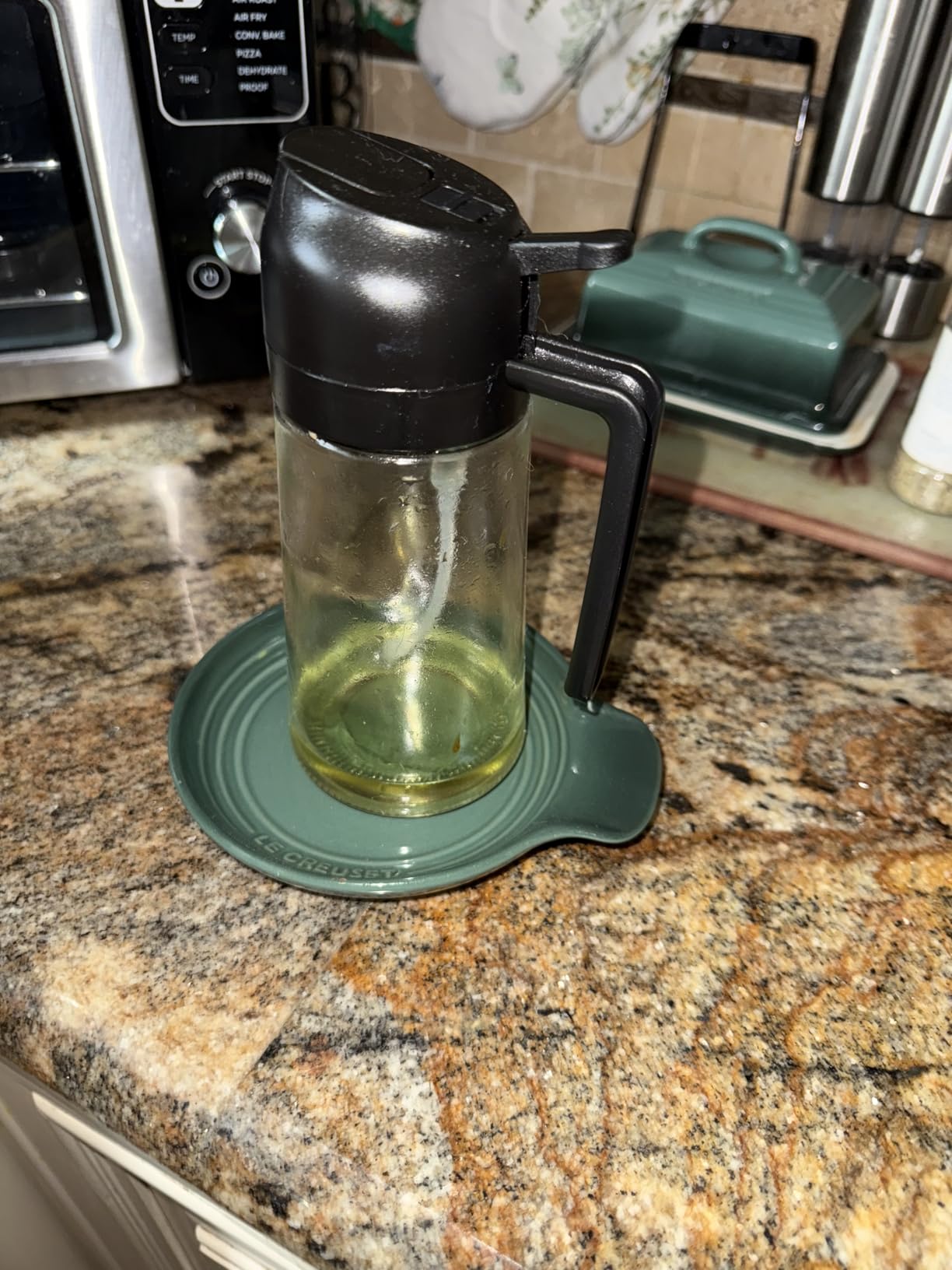 Le Creuset Signature Stoneware Spoon Rest, 6 Inches, Marseille customer photo 1