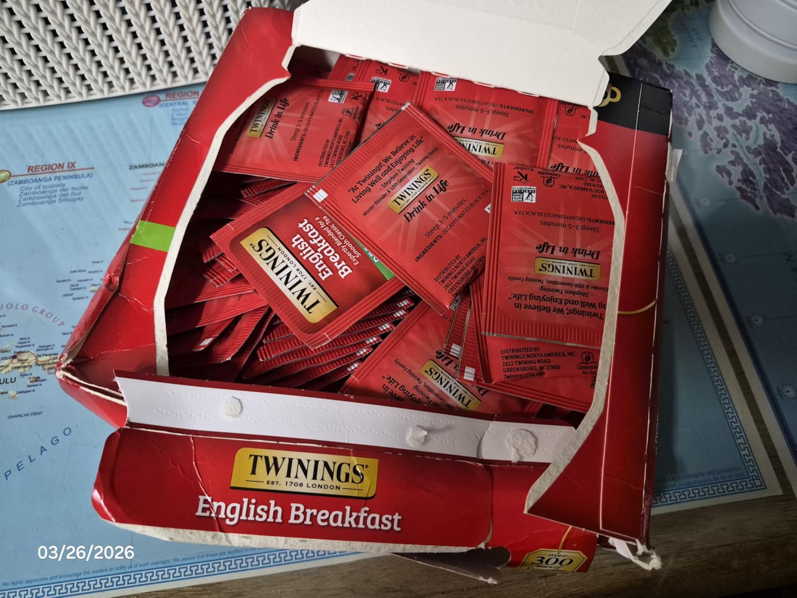 Twinings Decaffeinated English Breakfast Black Tea, 100 Count - Smooth, Flavourful Black Tea customer photo 1