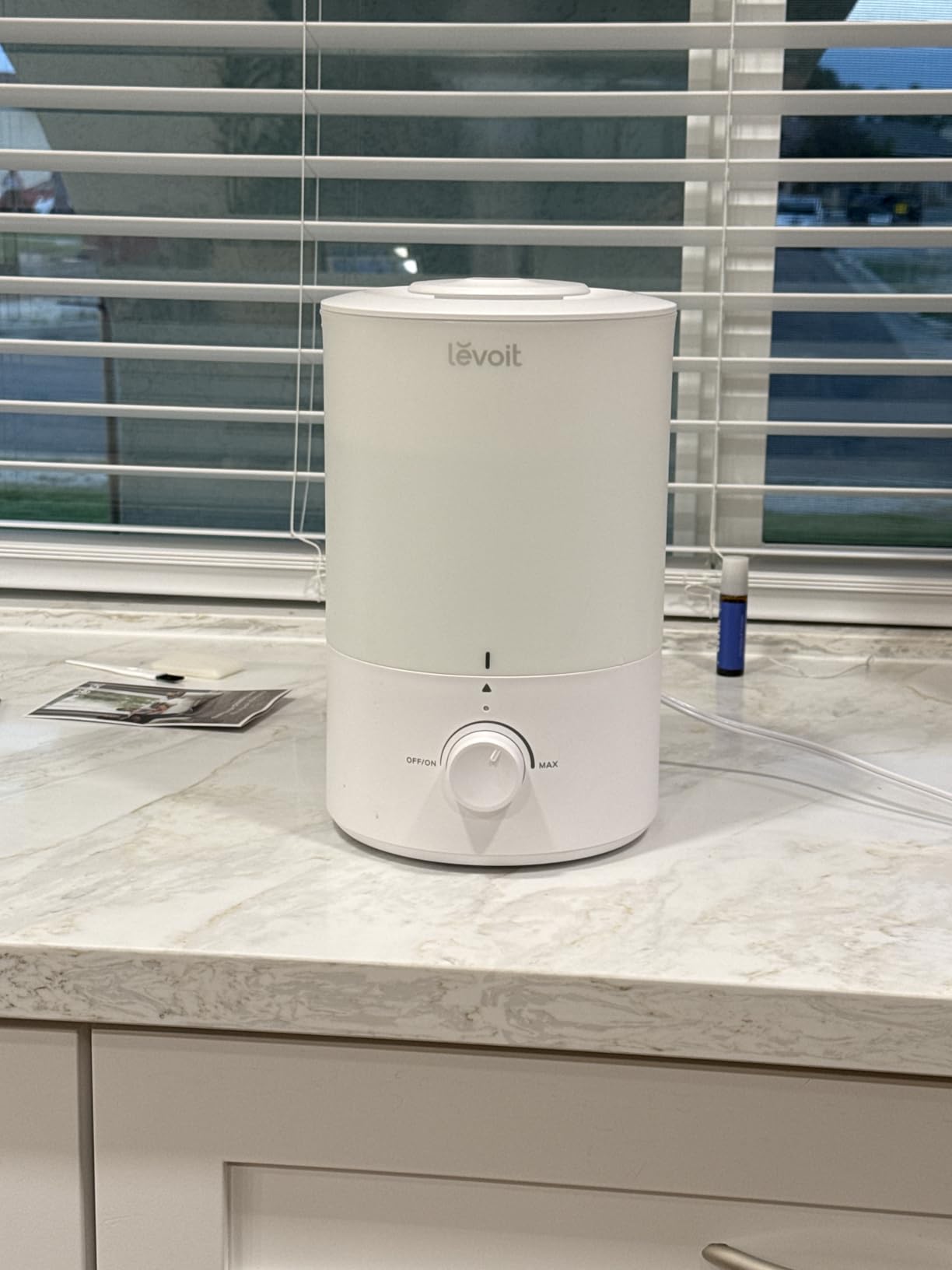 LEVOIT - Humidifiers for Bedroom - Quiet (3L Water Tank) - Cool Mist/Top Fill/Essential Oil Diffuser/25Watt - Home/Large Room - 360° Nozzle - Rapid Ultrasonic Humidification for Baby Nursery/Plant customer photo 2