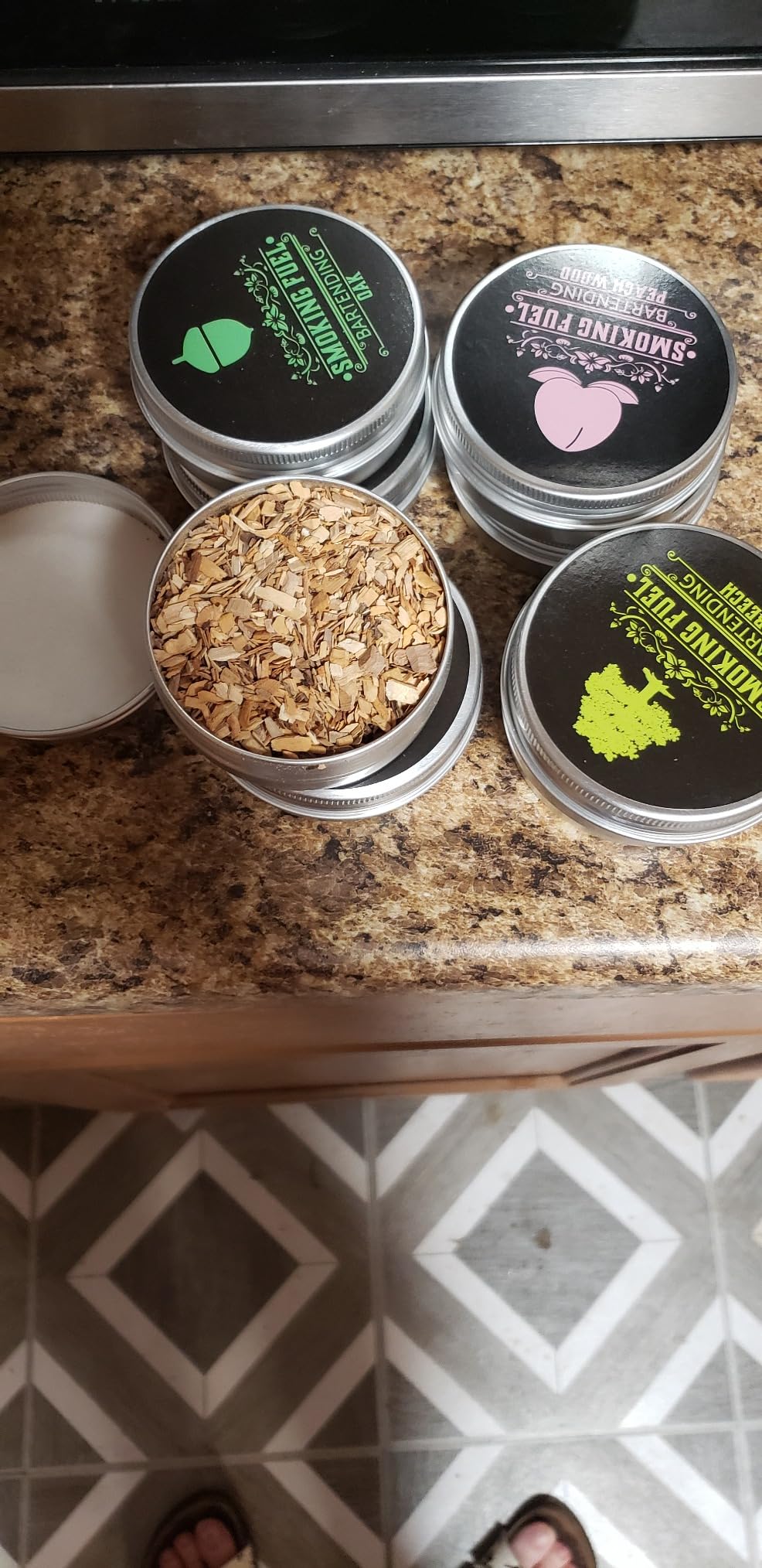 Smoking Wood Chips Cocktail Smoker, 8 Flavors Natural Wood Chips Including Cherry, Apple, Hickory, Beech, Pear, Walnut, Peach, Oak, Sawdust for Husband Father's Gift Smoke Gun Cocktails Drinks Food customer photo 1