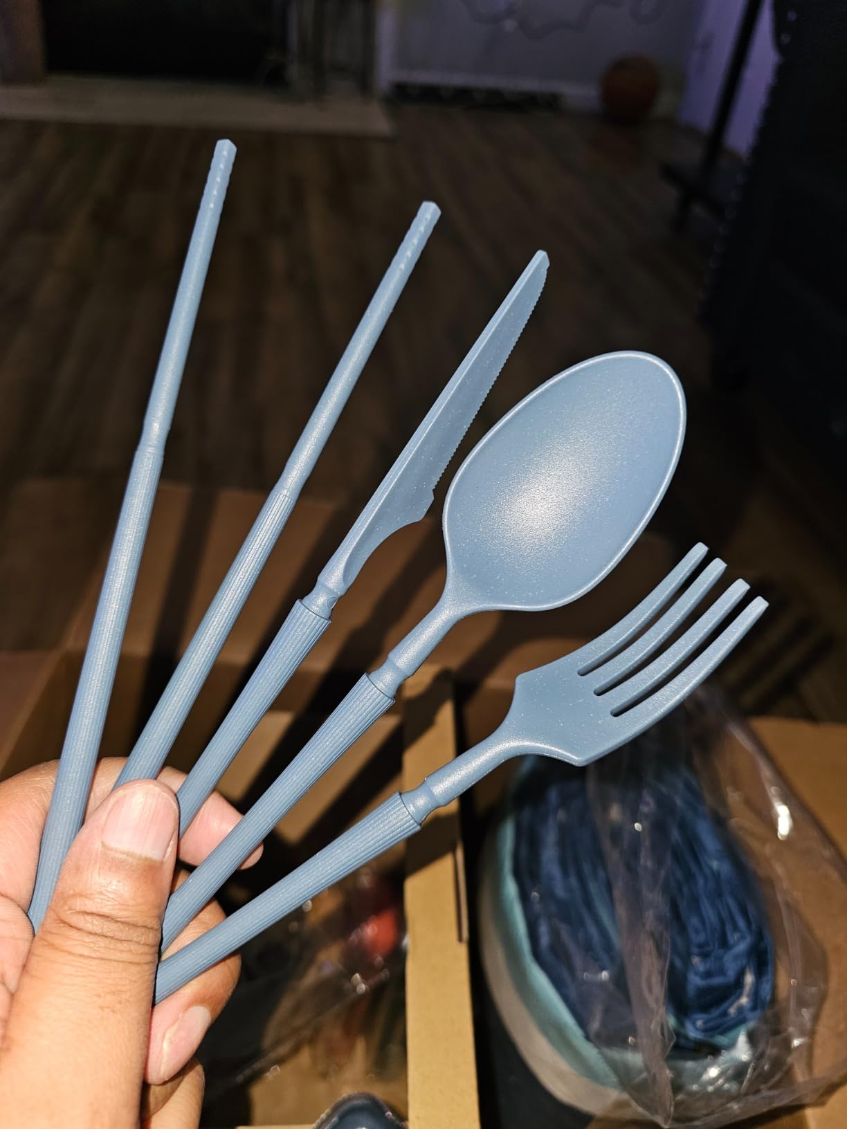 48 Pcs Dinnerware Sets, Unbreakable Plates and Bowls Sets, Reusable Dinnerware Sets for 4 People, Travel Camping Picnic Home Party Cutlery Set, Dishwasher Microwave Safe Dishes customer photo 2