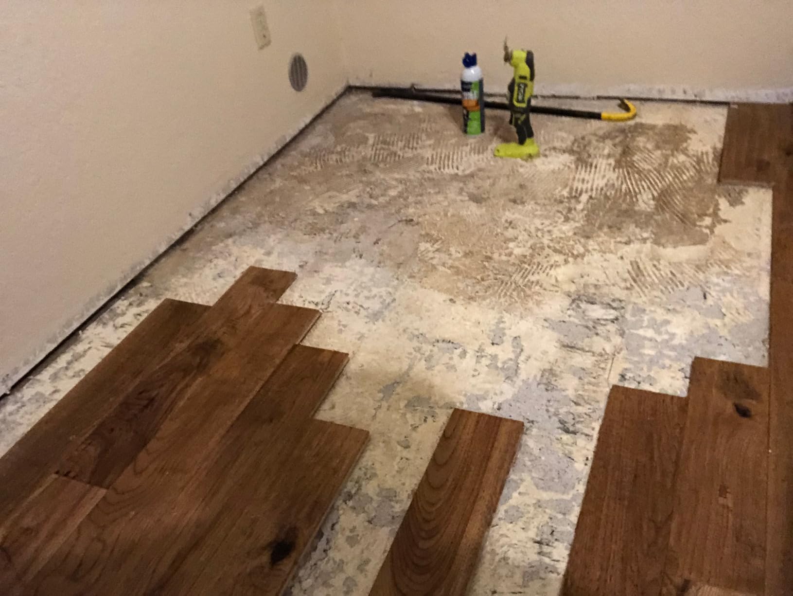 Ryobi ONE+ 18V Cordless Oscillating Multi-Tool (Tool Only) customer photo 1