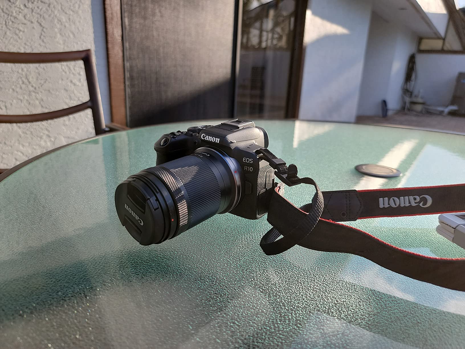 Canon EOS R10 RF-S18-150mm F3.5-6.3 is STM Lens Kit, Mirrorless Vlogging Camera, 24.2 MP, 4K Video, DIGIC X Image Processor, High-Speed Shooting, Subject Tracking, Compact, for Content Creators Black customer photo 1