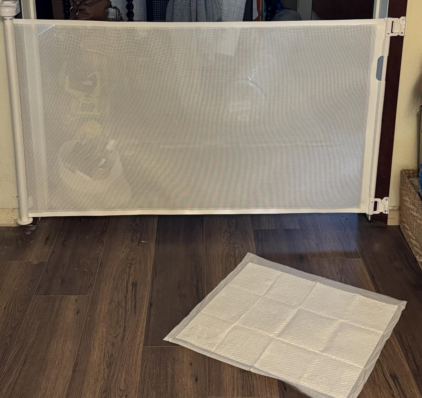 Retractable Baby Gate for Stairs - 33