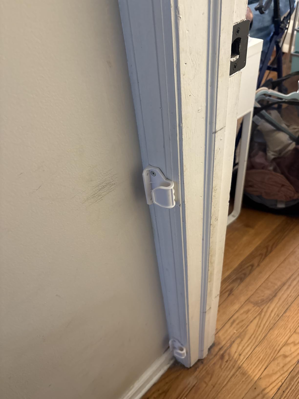 Retractable Baby Gate for Stairs - 33