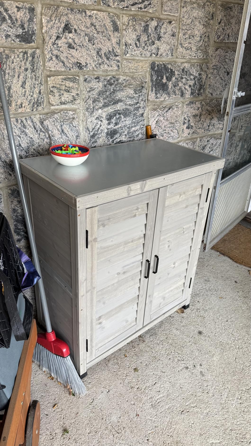 Outdoor Storage Cabinet & Potting Bench Table with Metal Top, Wooden Patio Furniture, Garden Workstation (Classic Grey, 36x31x17in) customer photo 1