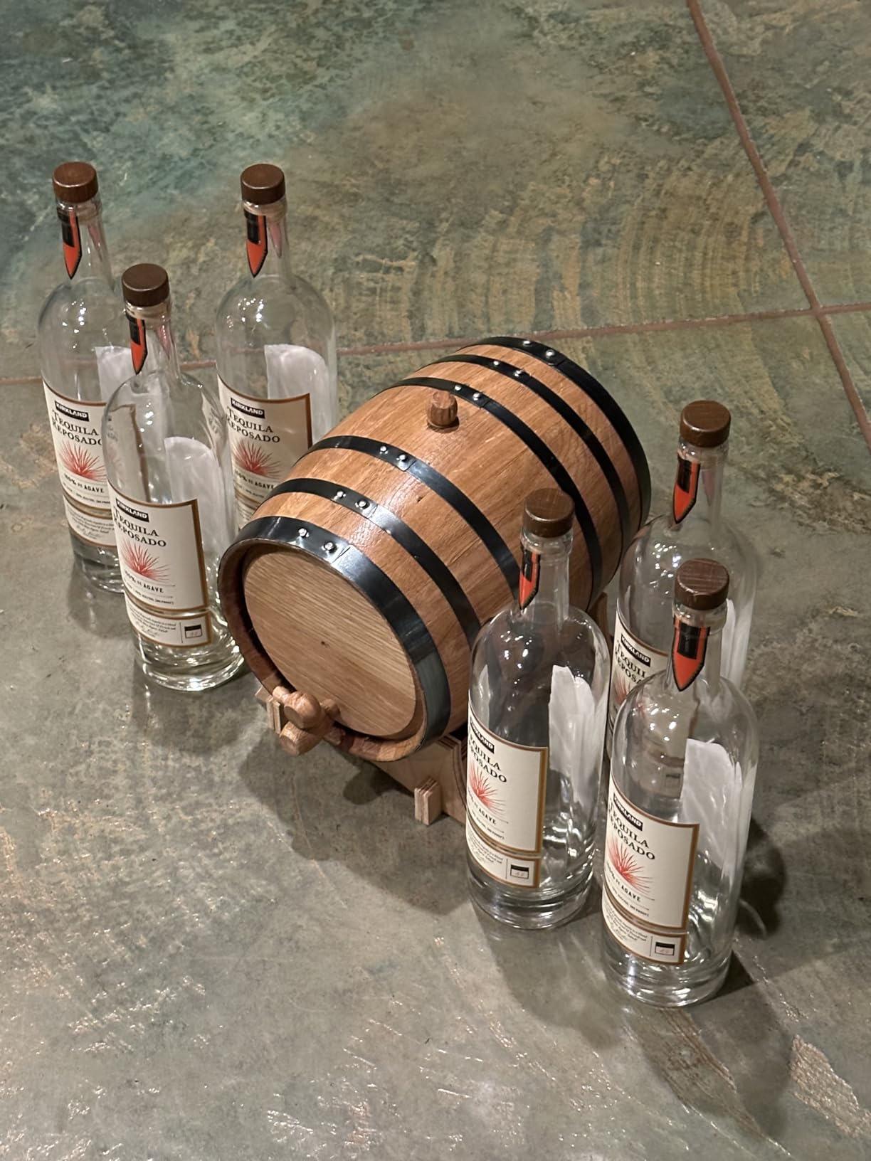 3 Liter Oak Aging Barrel with Stand, Bung and Spigot - Wooden 3L Whiskey Barrels Wine Barrel Decanter For The Home Brewer, Distiller, Wine Maker and Cocktail Aging - Bourbon Barrel Gifts For Men customer photo 1