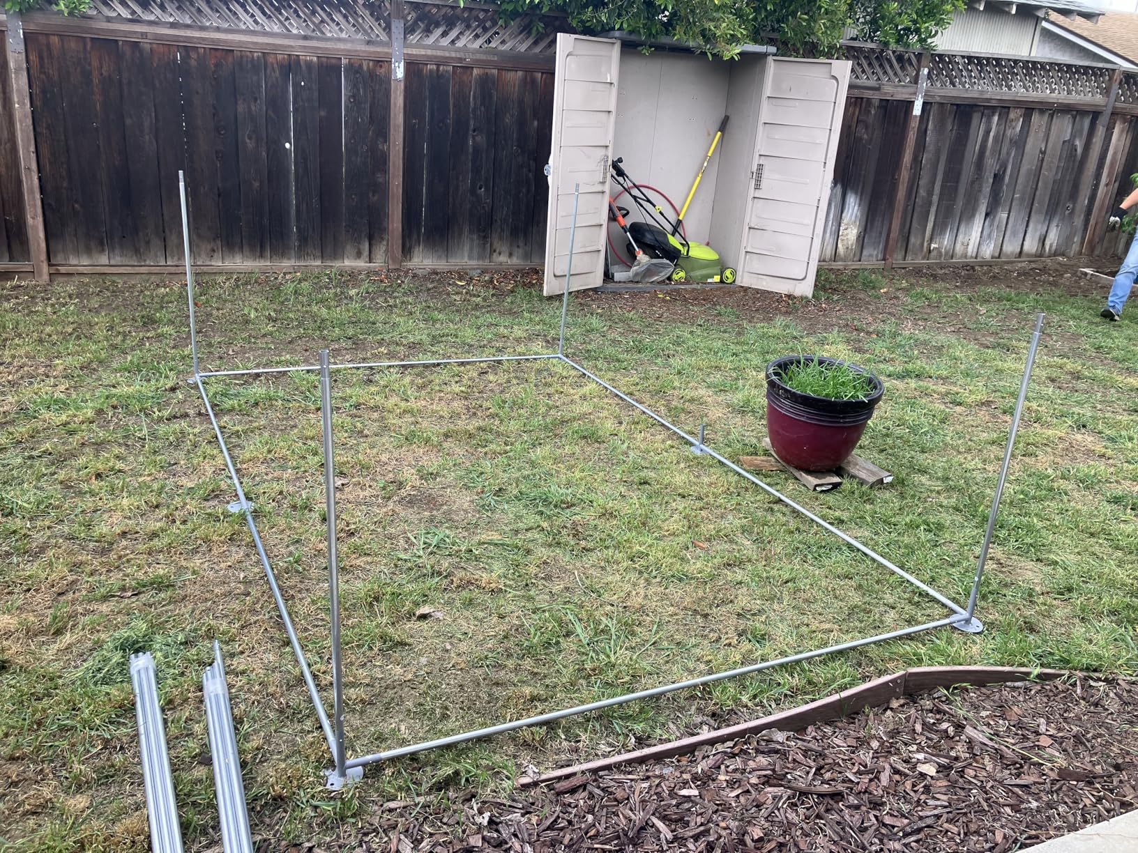 Large Metal Chicken Coop Round Top Upgrade Tri-Supporting Wire Mesh Chicken Run,Chicken Pen with Water-Resident and Anti-UV Cover,Duck Rabbit House Outdoor (Dome Roof 19'L x 9'W x 6.5'H) customer photo 2
