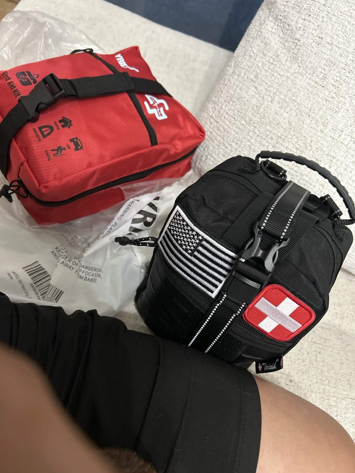 VRIEXSD 400 Piece Large First Aid Kit Premium Emergency Kits for Home, Office, Car, Outdoor, Hiking, Travel, Camping, Survival Medical First Aid Bag, Red customer photo 1