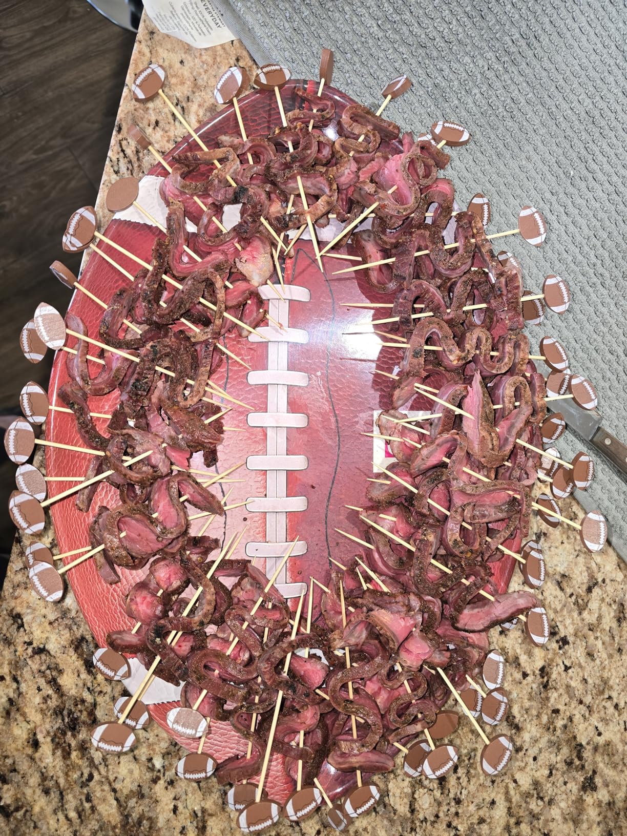 100pcs Football Cocktail Picks Decorative Toothpicks Fruit Sandwich Skewers Dessert Sticks for Rugby Ball Super Bowl League Sports Catered Events Decorations Party Supplies customer photo 2