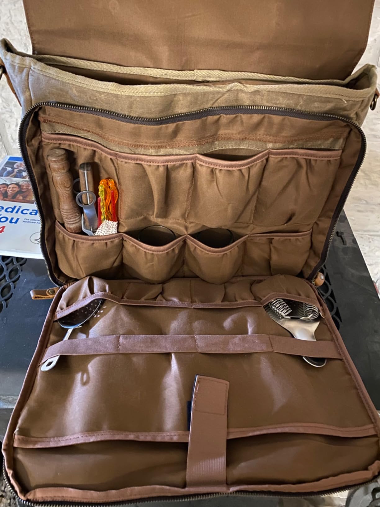 Lodrid Vintage Bartender Kit Bag with Flexible Compartments for Wine, Leather Waxed Canvas Bartender Tote with Removable Dividers, Bar Bag with Handle and Shoulder Strap, Case Only, Patent Design customer photo 1