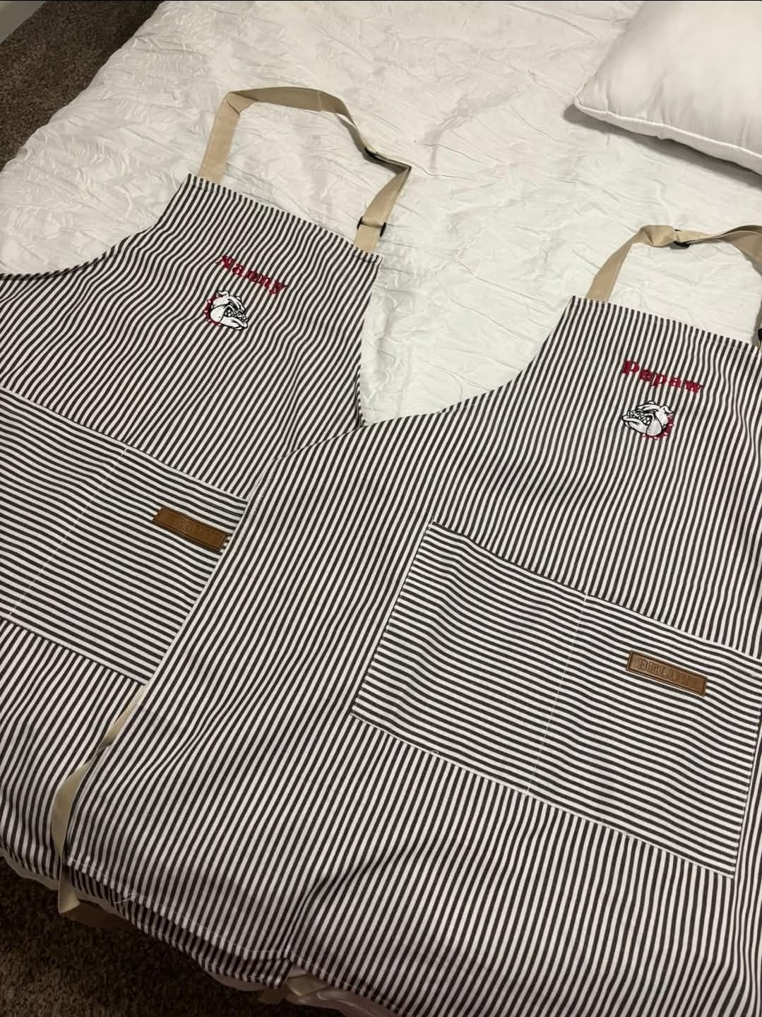 BeLuyi 2 Pack Adjustable Bib Apron with 2 Pockets Chef Cooking Kitchen Restaurant Aprons for Women Men customer photo 1