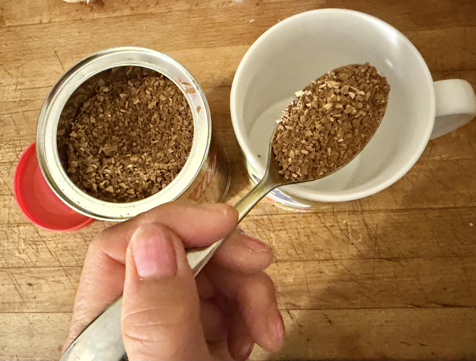 illy Instant Coffee - 100% Arabica, Classico Medium Roast, Notes of Caramel & Orange Blossom, 3.3 oz customer photo 2