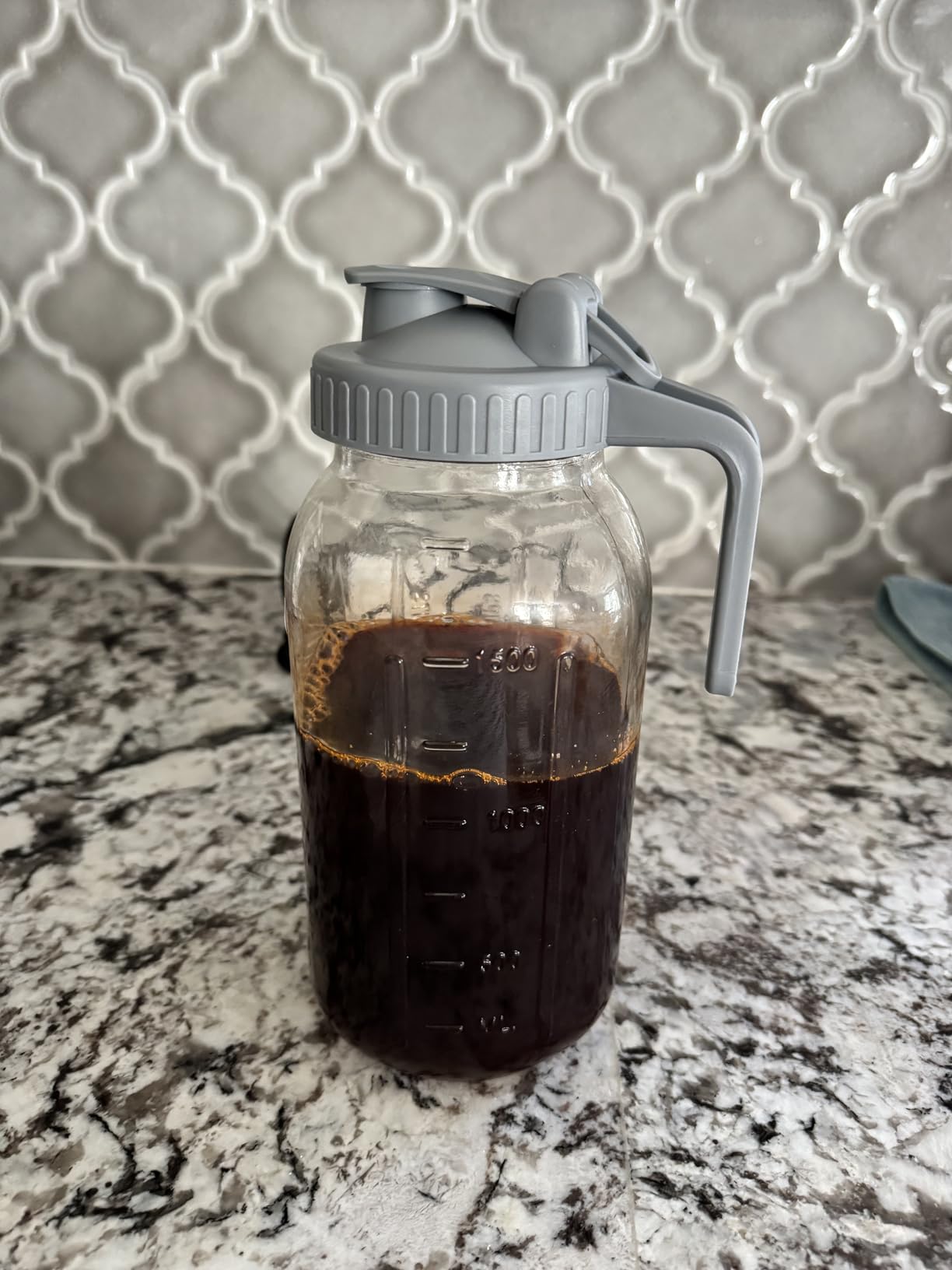 Cold Brew Coffee Maker Pitcher, 32 oz Thick Glass Mason Jar Spout Lid with Handle & Stainless Steel Filter for Iced Brew Coffee, Ice Lemonade, Sun Tea, Fruit Drinks Container customer photo 1