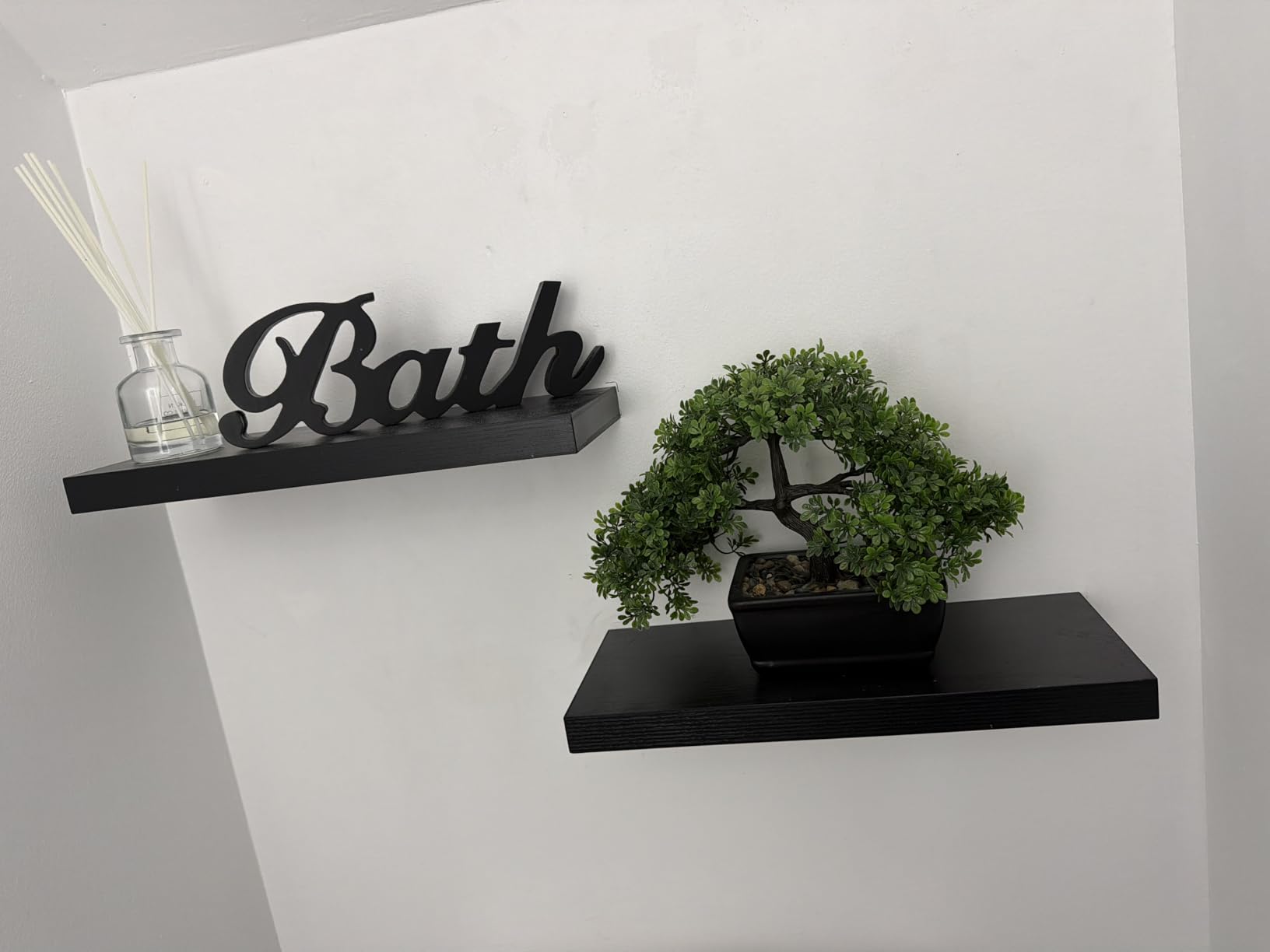 BAYKA Floating Shelves for Wall, Wall Mounted Rustic Wood Shelves for Bathroom, Bedroom, Living Room, Kitchen, Hanging Shelf for Books/Storage/Room Decor with 22lbs Capacity (Black, Set of 3, 15.7in) customer photo 2