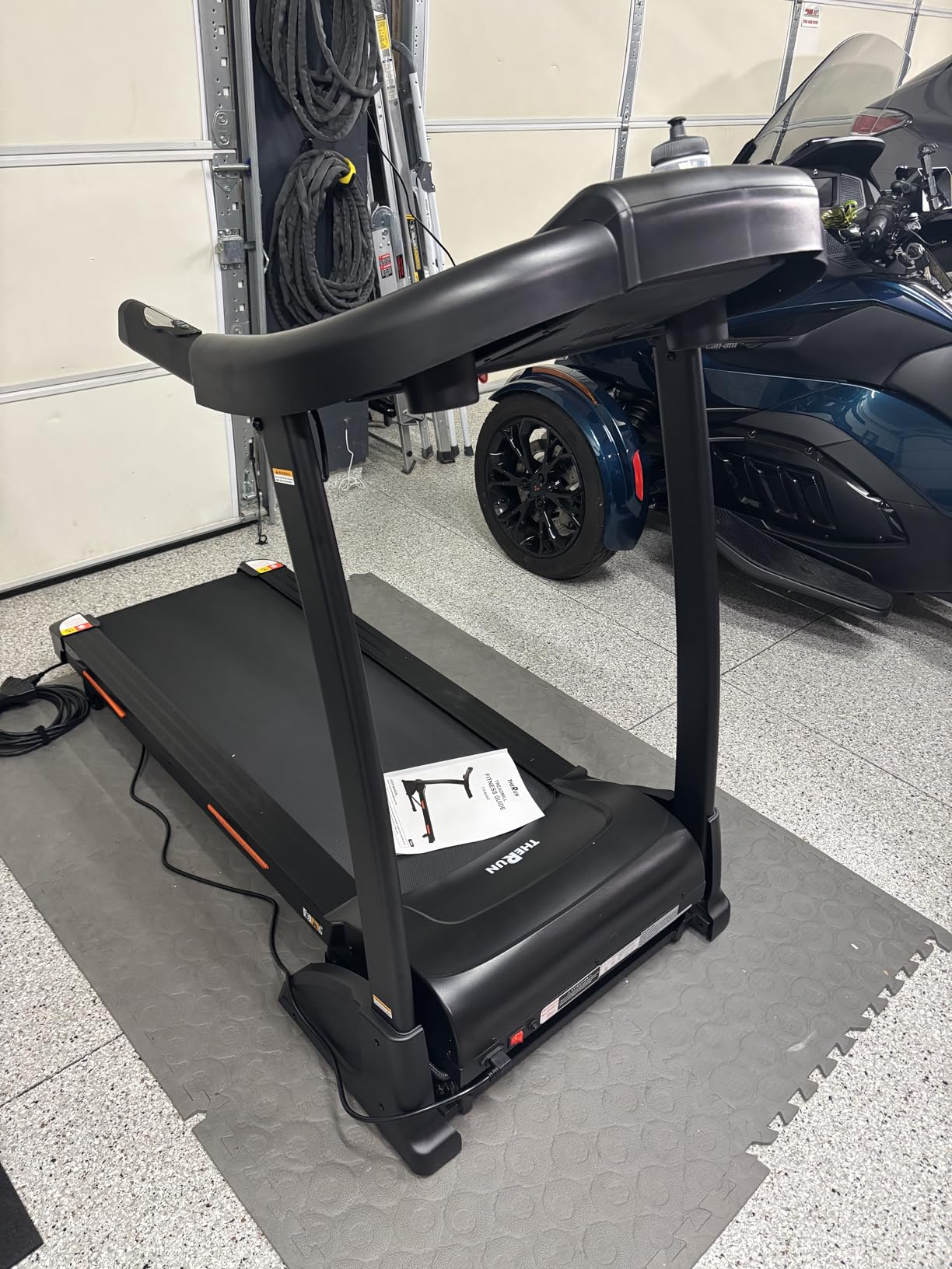 THERUN Incline Treadmill, Treadmills for Running and Walking, 300 lbs Weight Capacity Folding Treadmill with 0-15% Auto Incline customer photo 1