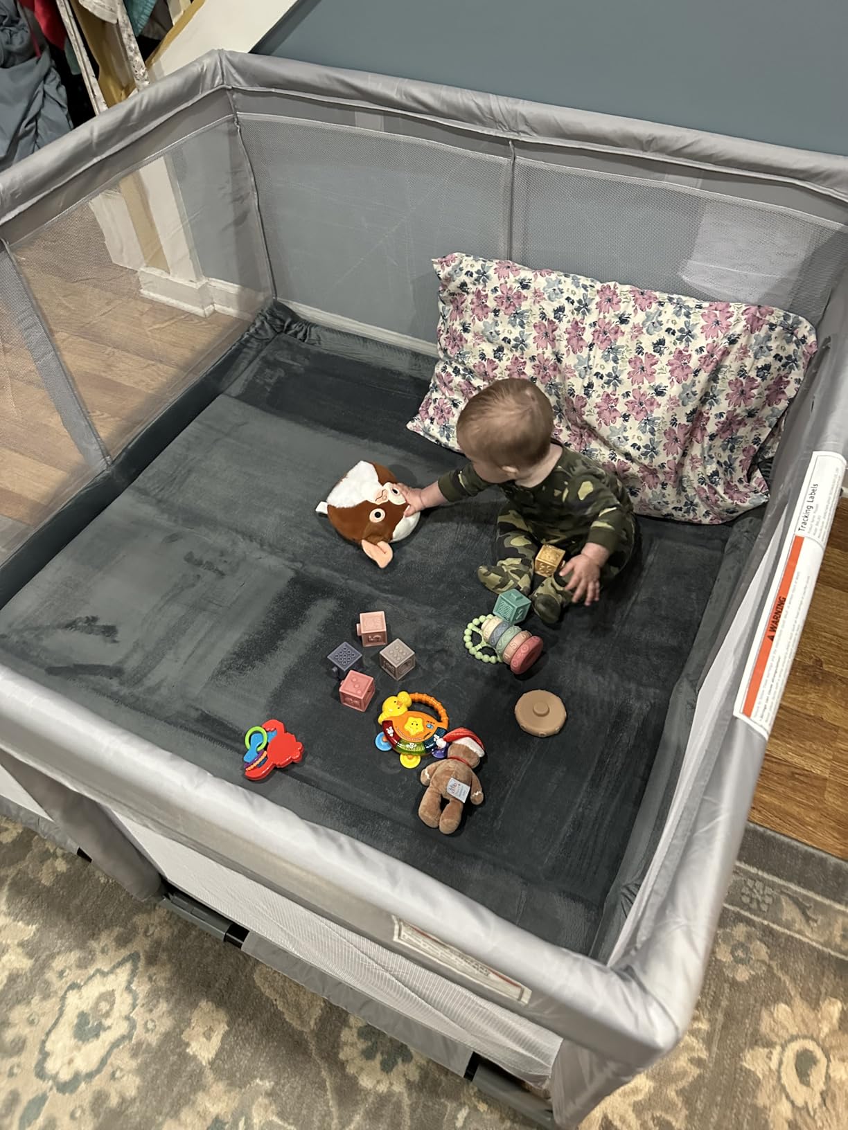 Hiaksedt Baby Playpen 50x50 Inch, Play Pens for Babies and Toddlers Baby Fence Play Yards for Indoor & Outdoor with Breathable Mesh Anti-Fall Playpen customer photo 1