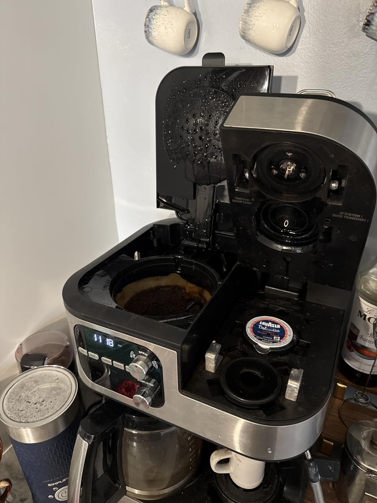 Cuisinart Coffee Center Barista Bar 4-in-1 Coffee Maker, Single-Serve Pods Compatible, Coffeemaker, Three Brewing Sizes, SS-4N1NAS, Black customer photo 1