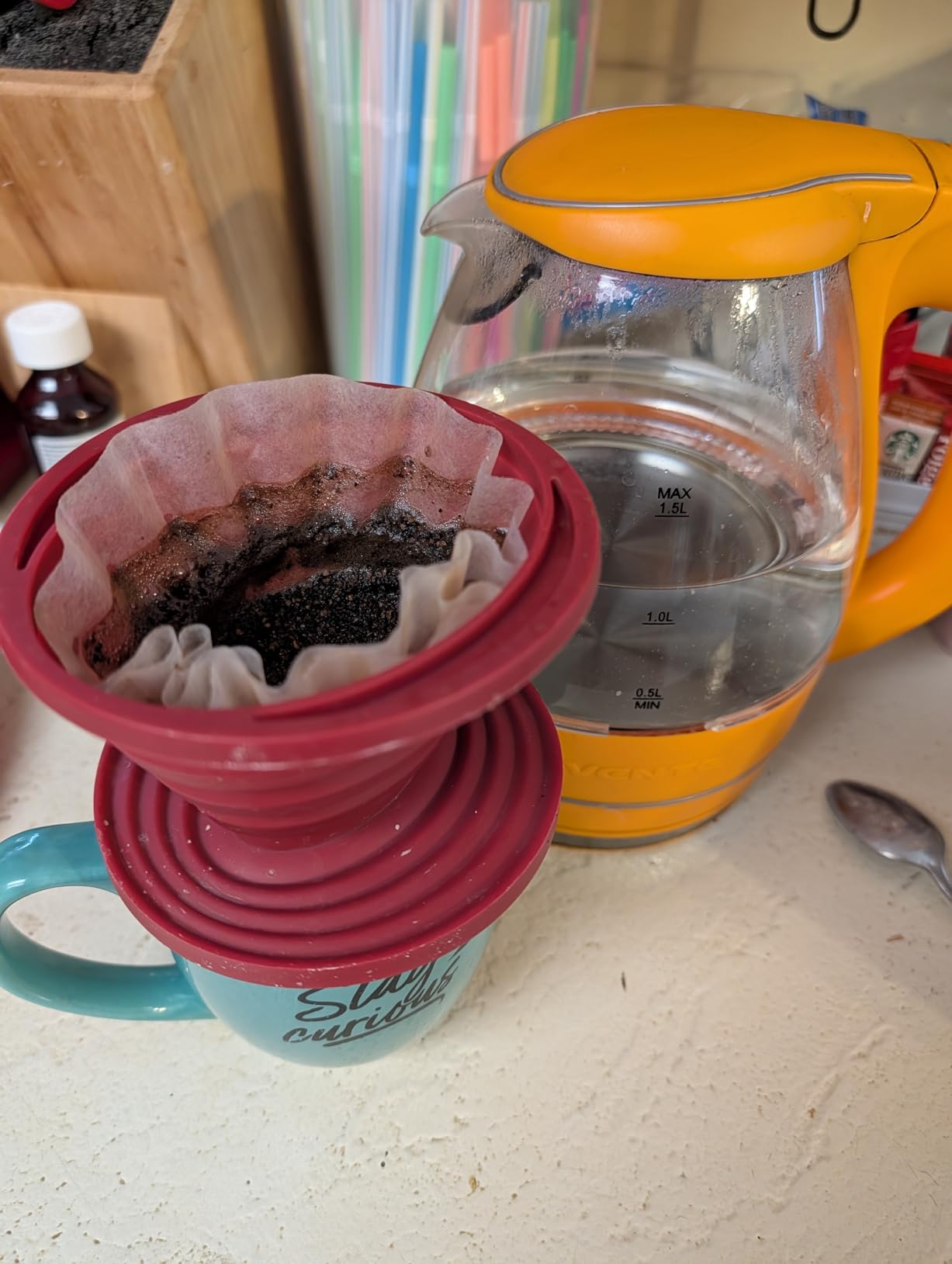 2 Pieces Attsky Collapsible Pour Over Coffee Dripper for Camp Coffee, Reusable Silicone Coffee Filter Holder for Camping Red customer photo 1