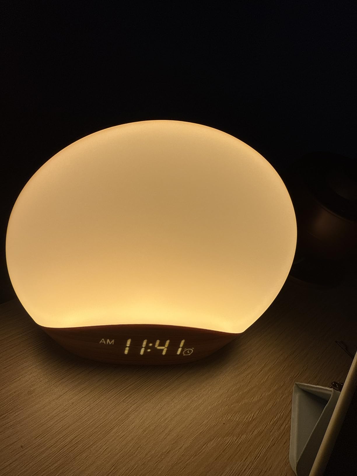 REACHER Wood Grain Sunrise Alarm Clock and Sound Machine Nightlight, Digital Dimmable Clock for Bedroom, 26 Sleep Sounds, White Noise Machine for Baby, Adults, Wake Up Light Alarm Clock for Kids customer photo 1