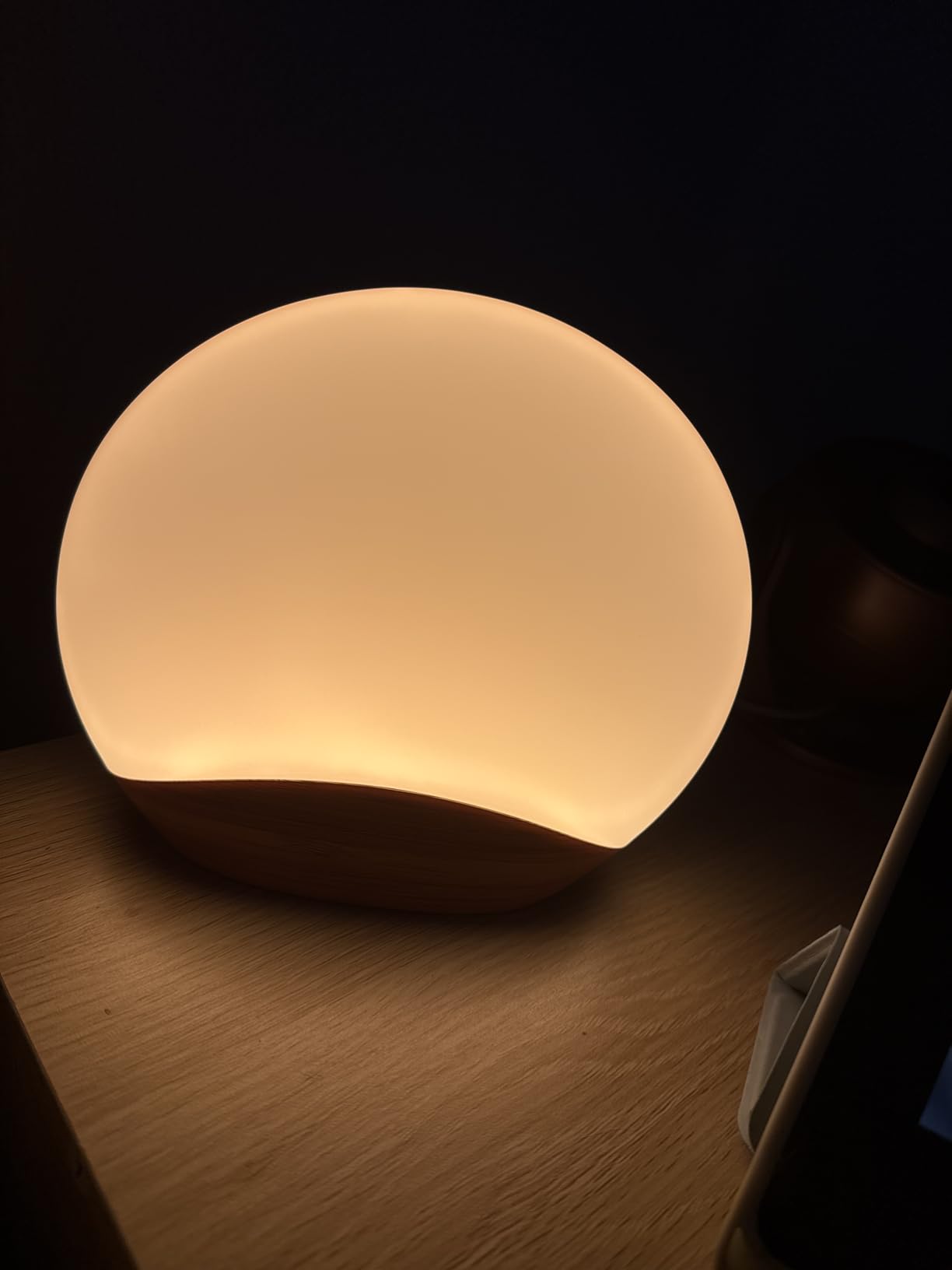 REACHER Wood Grain Sunrise Alarm Clock and Sound Machine Nightlight, Digital Dimmable Clock for Bedroom, 26 Sleep Sounds, White Noise Machine for Baby, Adults, Wake Up Light Alarm Clock for Kids customer photo 2